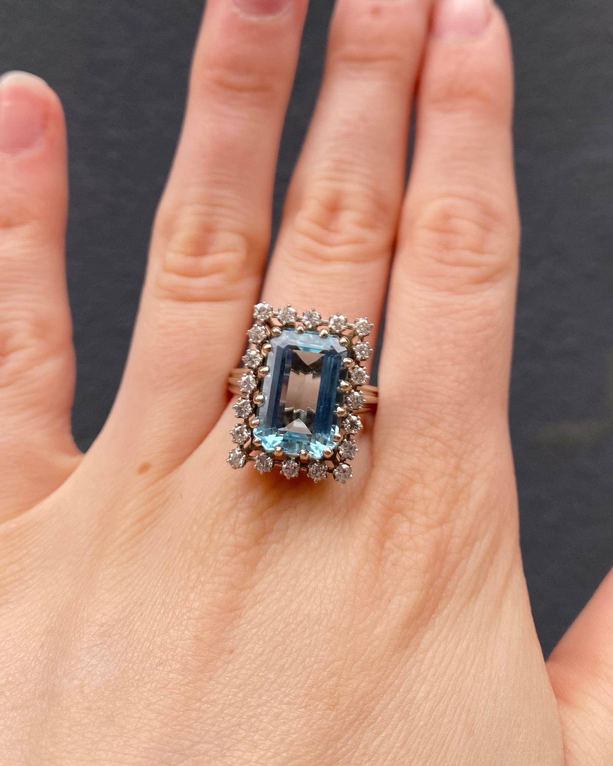 Bague Marguerite Aigue-Marine 6.80 carats & Diamants "Adama"