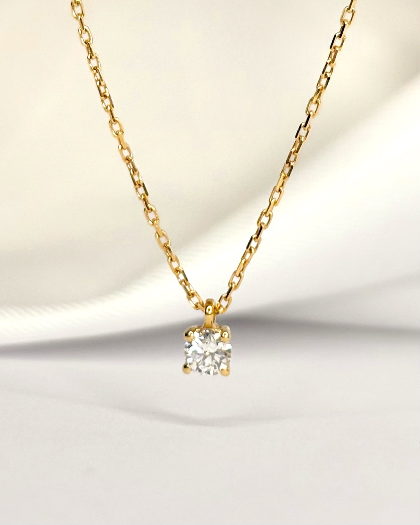 Collier Diamant 0.07 carat & Or Jaune "Mila" - Elliade Paris