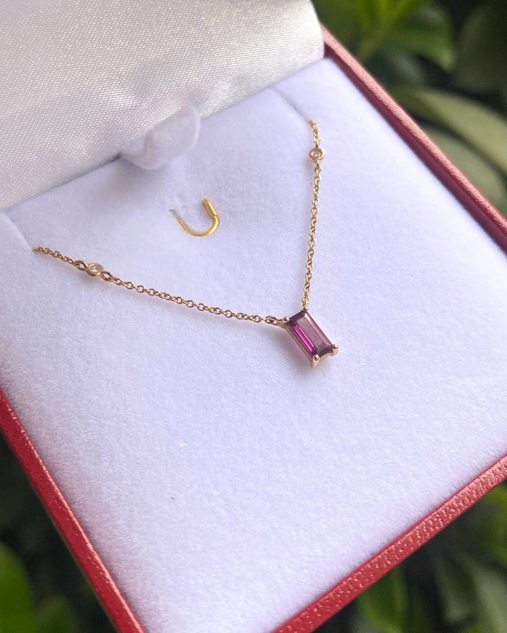 Collier vintage Grenat 0.40 carat & diamants "Myrtille" - Elliade Paris