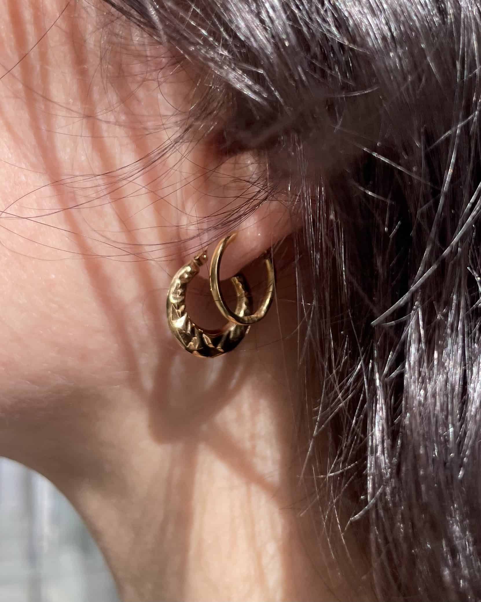 Vintage 18-carat gold "Laurie" hoop earrings
