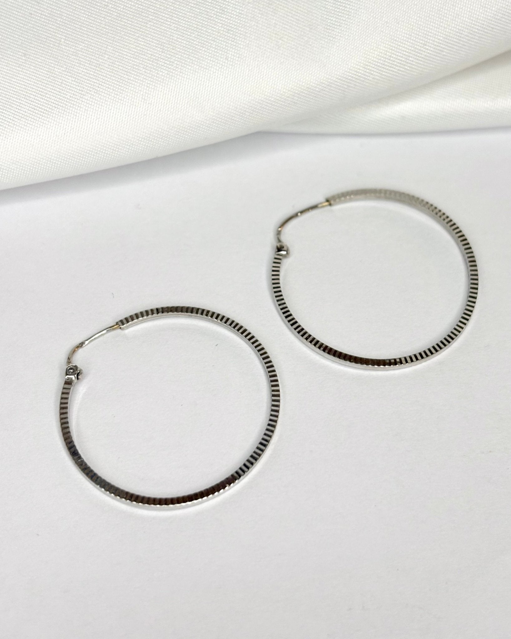 Créoles Or Gris "Léa" - Elliade Paris