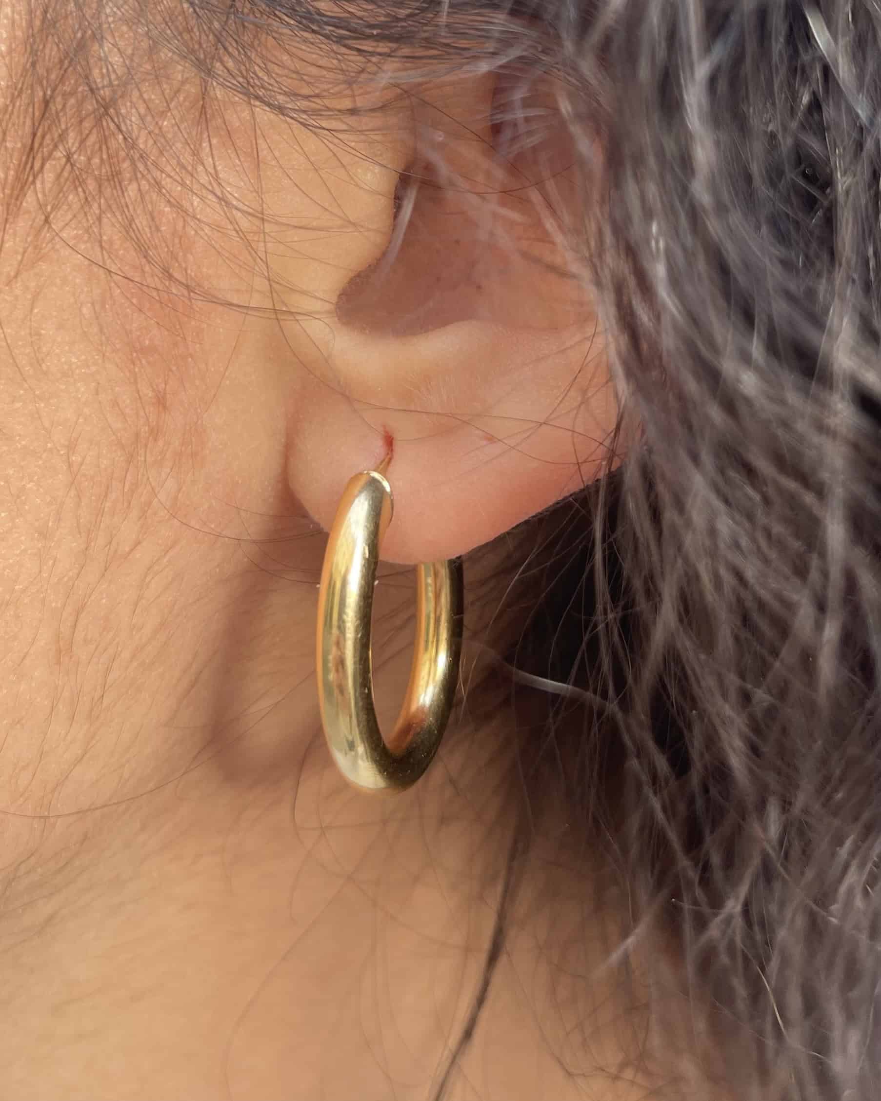 Vintage 18-carat gold "Salomé" hoop earrings