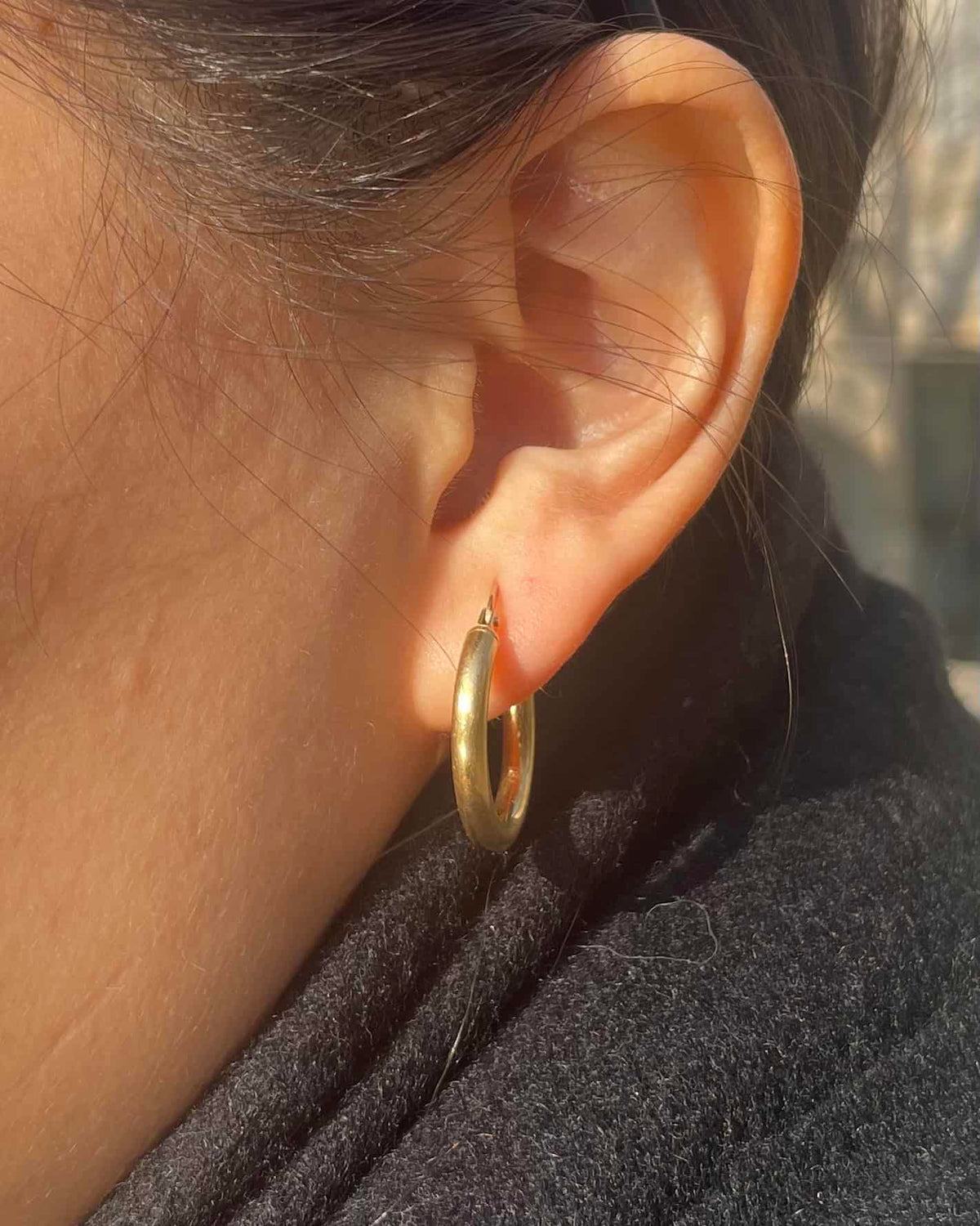 Vintage 18 Carat Gold "Odina" Hoop Earrings