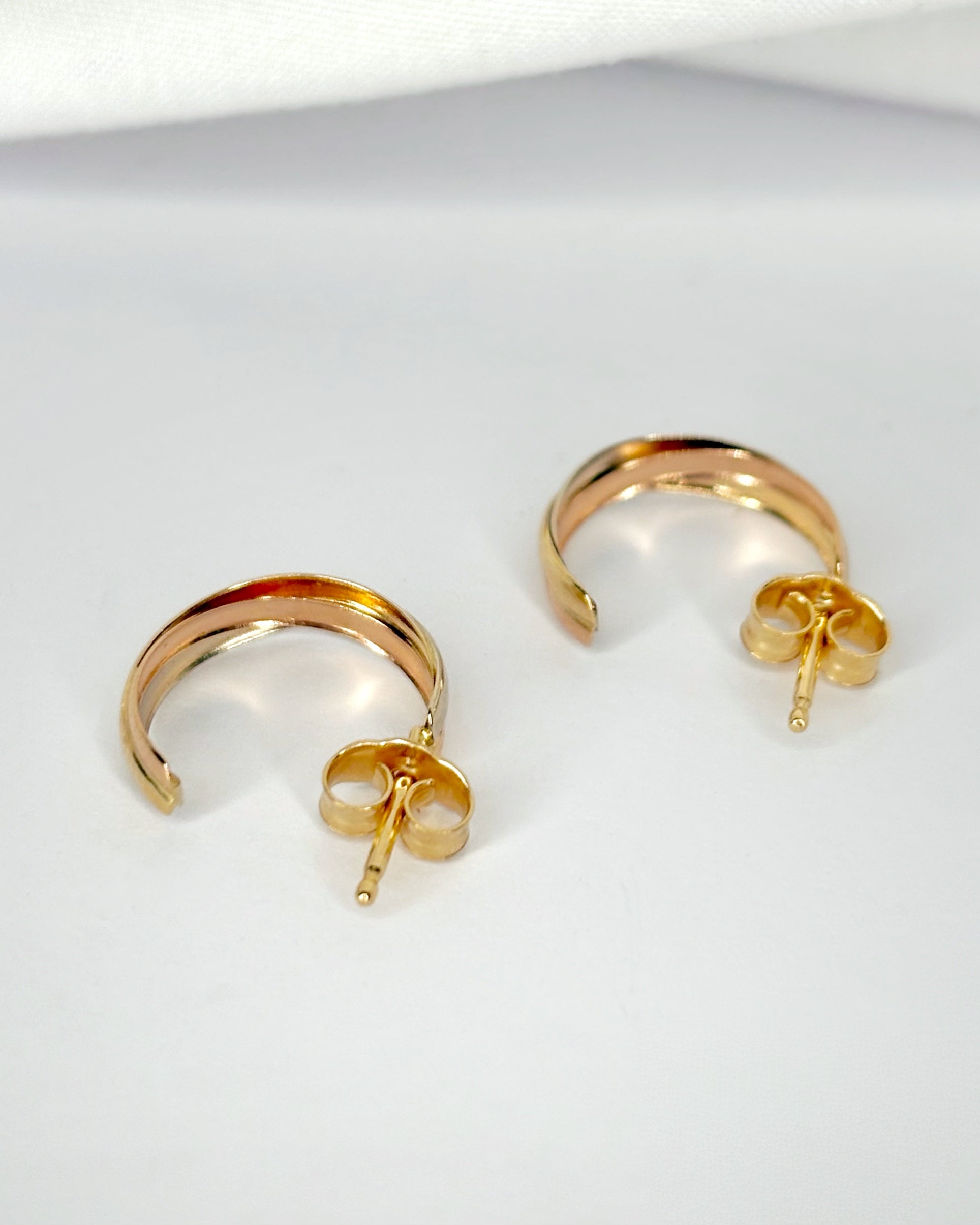 Demi-Créoles Trois Ors 18 carats "Léonie"