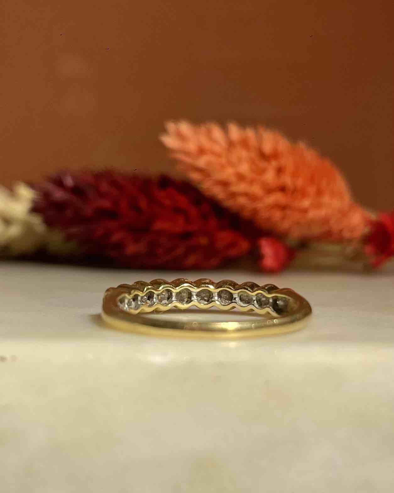 American half-wedding band with diamonds "Jordana"
