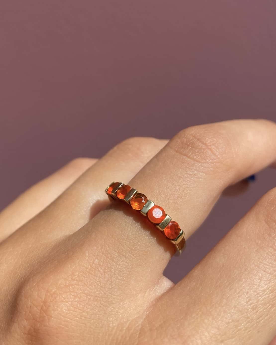 Bague rivière Opales de feu 0.50 carat "Gloria"