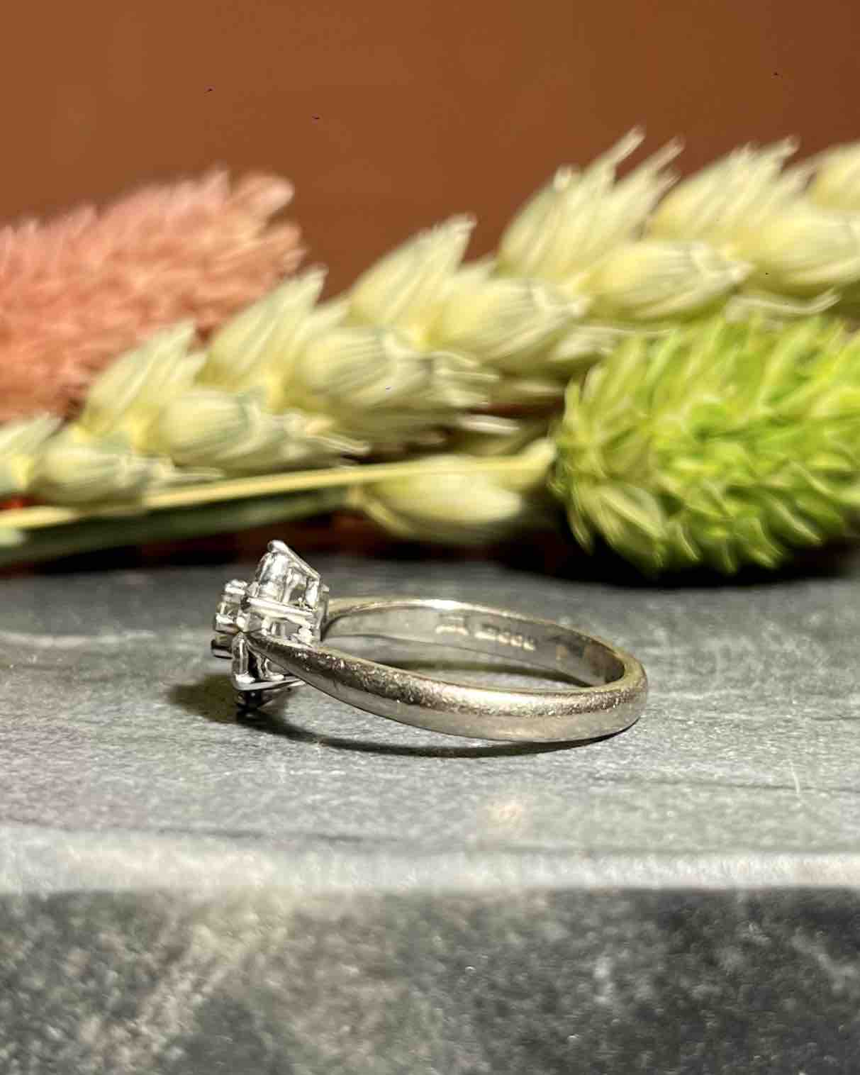 Bague marguerite Diamants "Anaé"