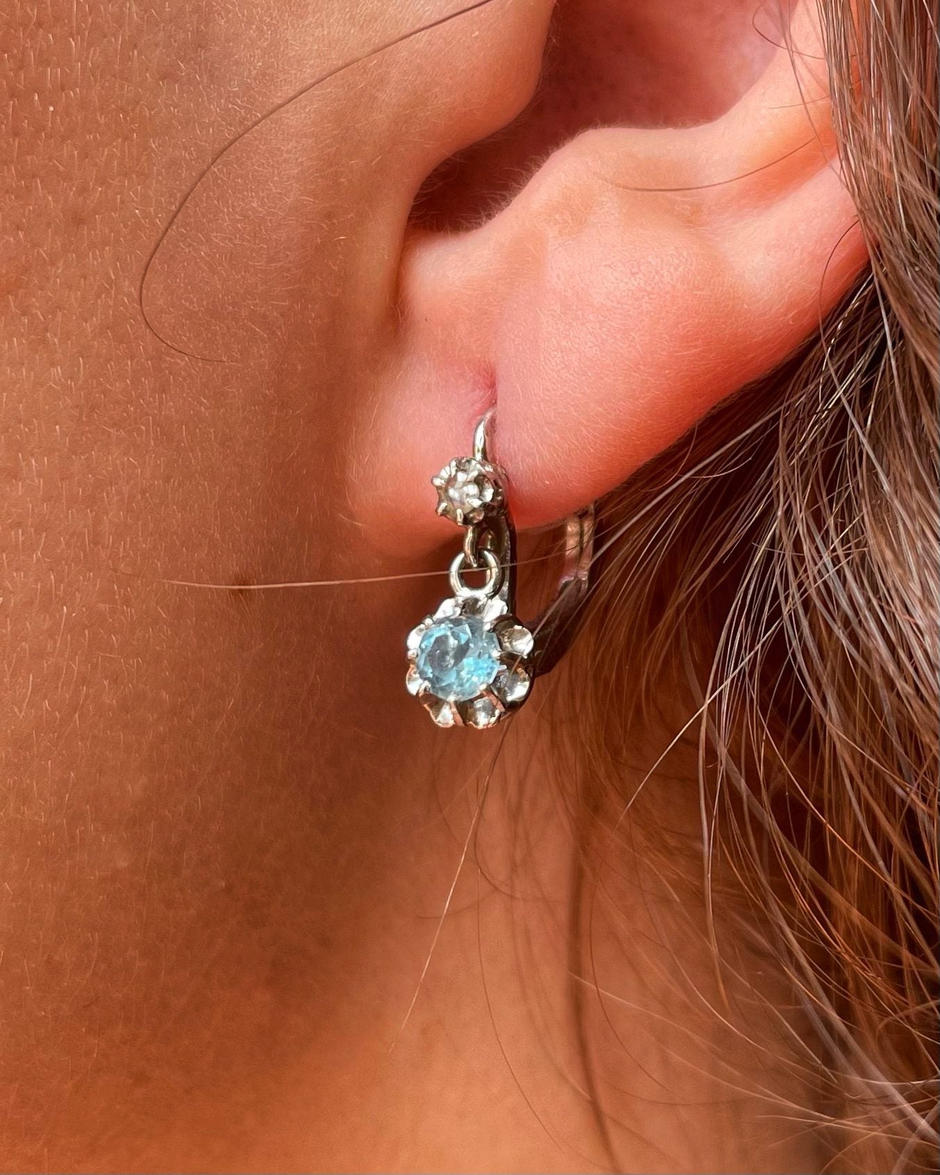 Dormeuses aigue - marine & diamants "Juliette" - Elliade Paris
