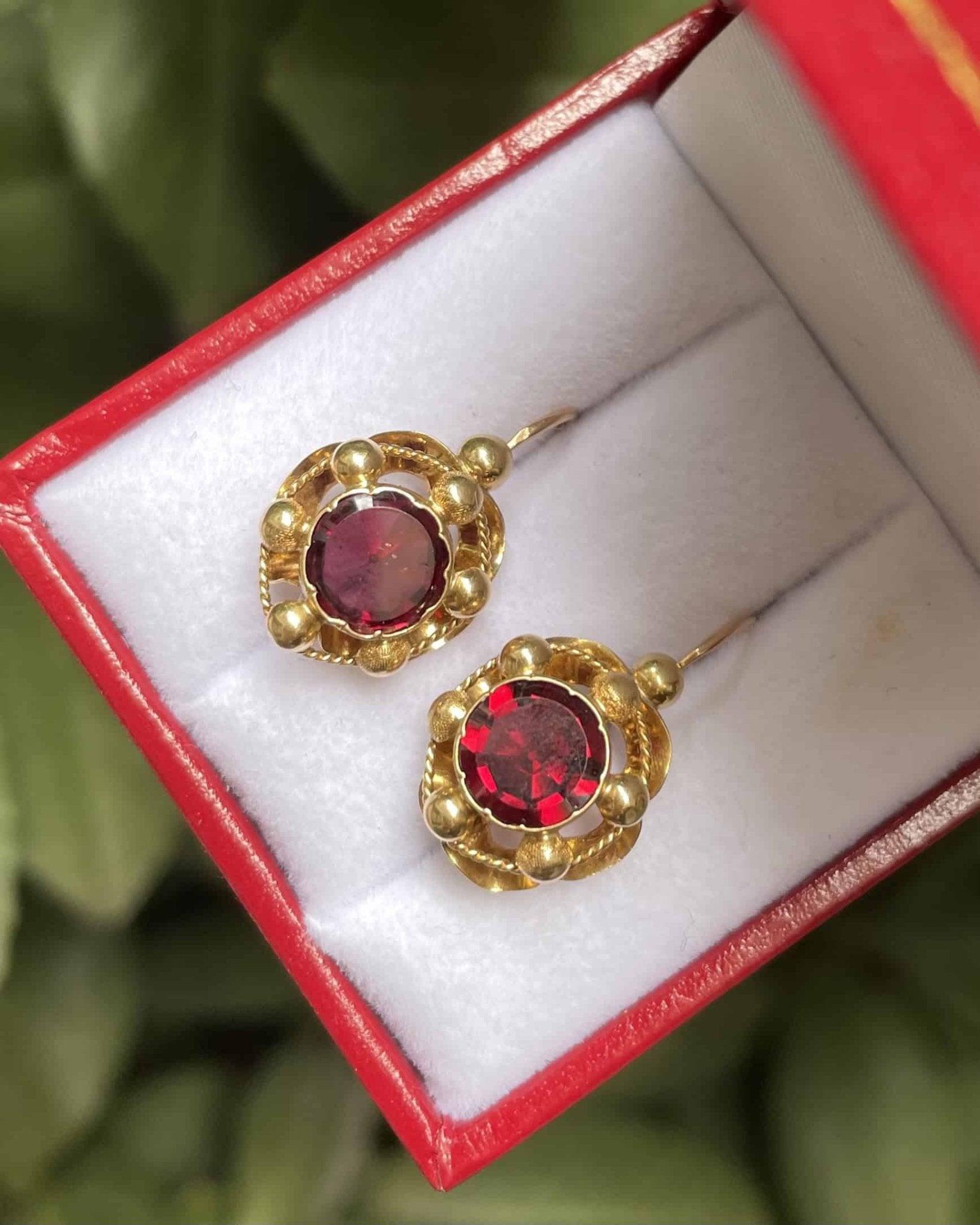 Dormeuses Vintage Grenats 2.40 carats "Dahlia" - Elliade Paris