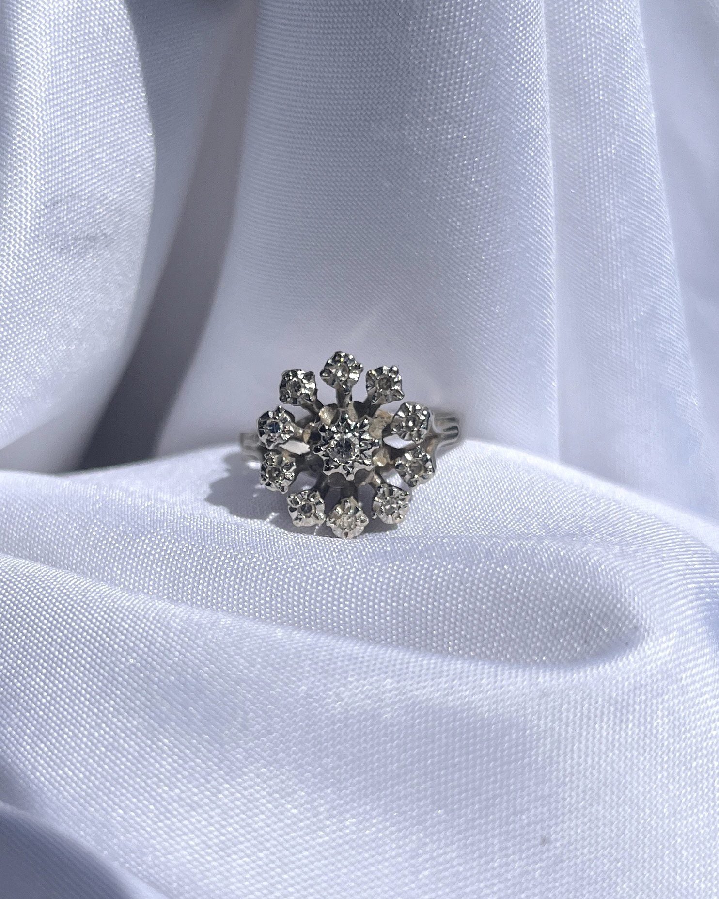 "Salma" Diamond Daisy Ring