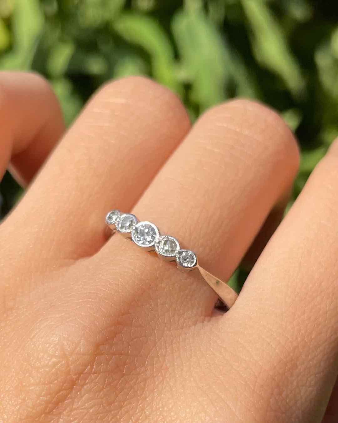 Bague Rivière Art-Déco Diamants "Judy" - Elliade Paris