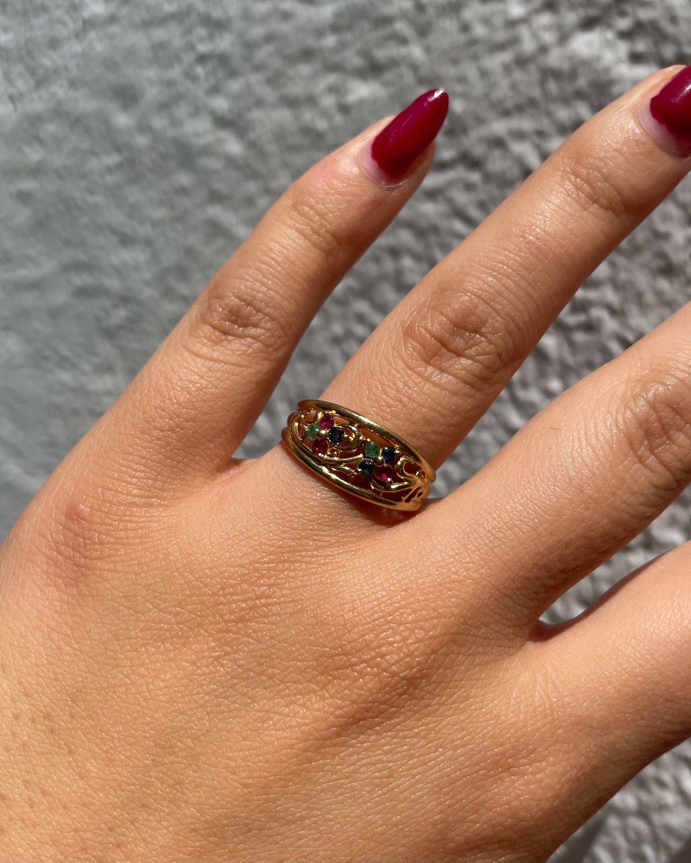 Anillo de banda con zafiros, rubíes y esmeraldas "Denova"