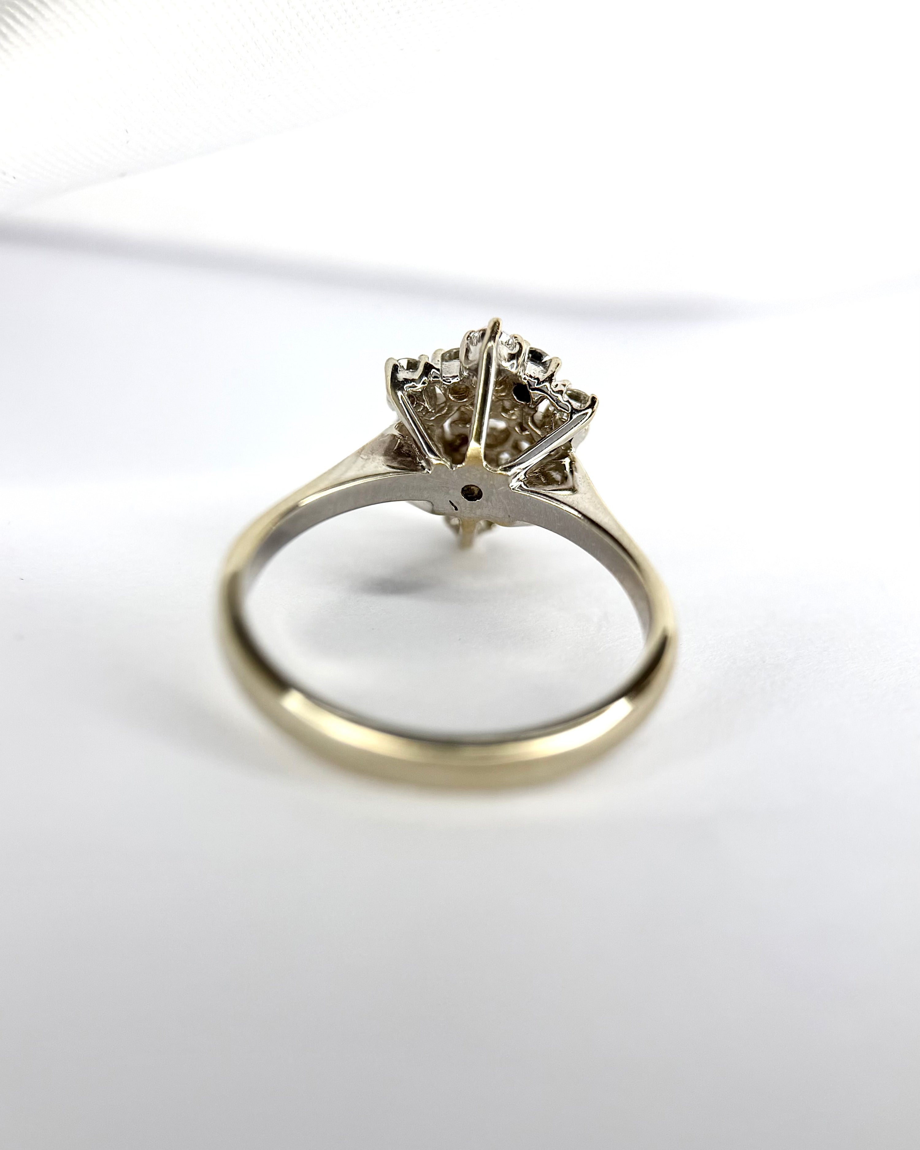 Bague Marguerite Diamants 0.46 carat 4.15g "Valérie"