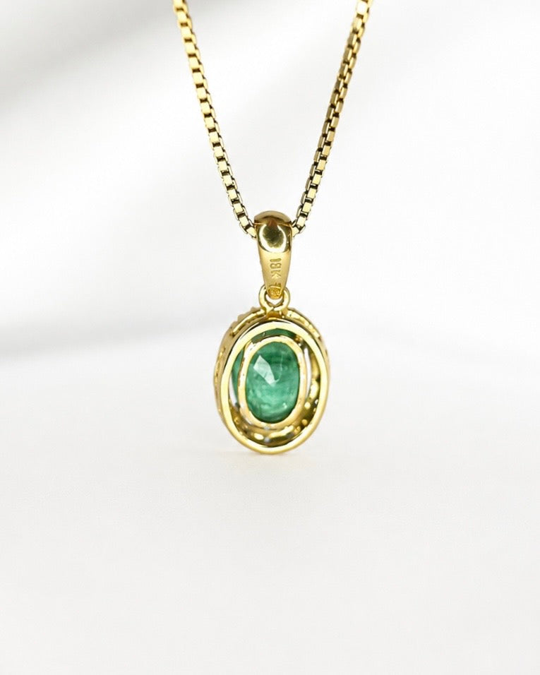 Pendentif Émeraude 0.70 carat & Diamants "Daniella"