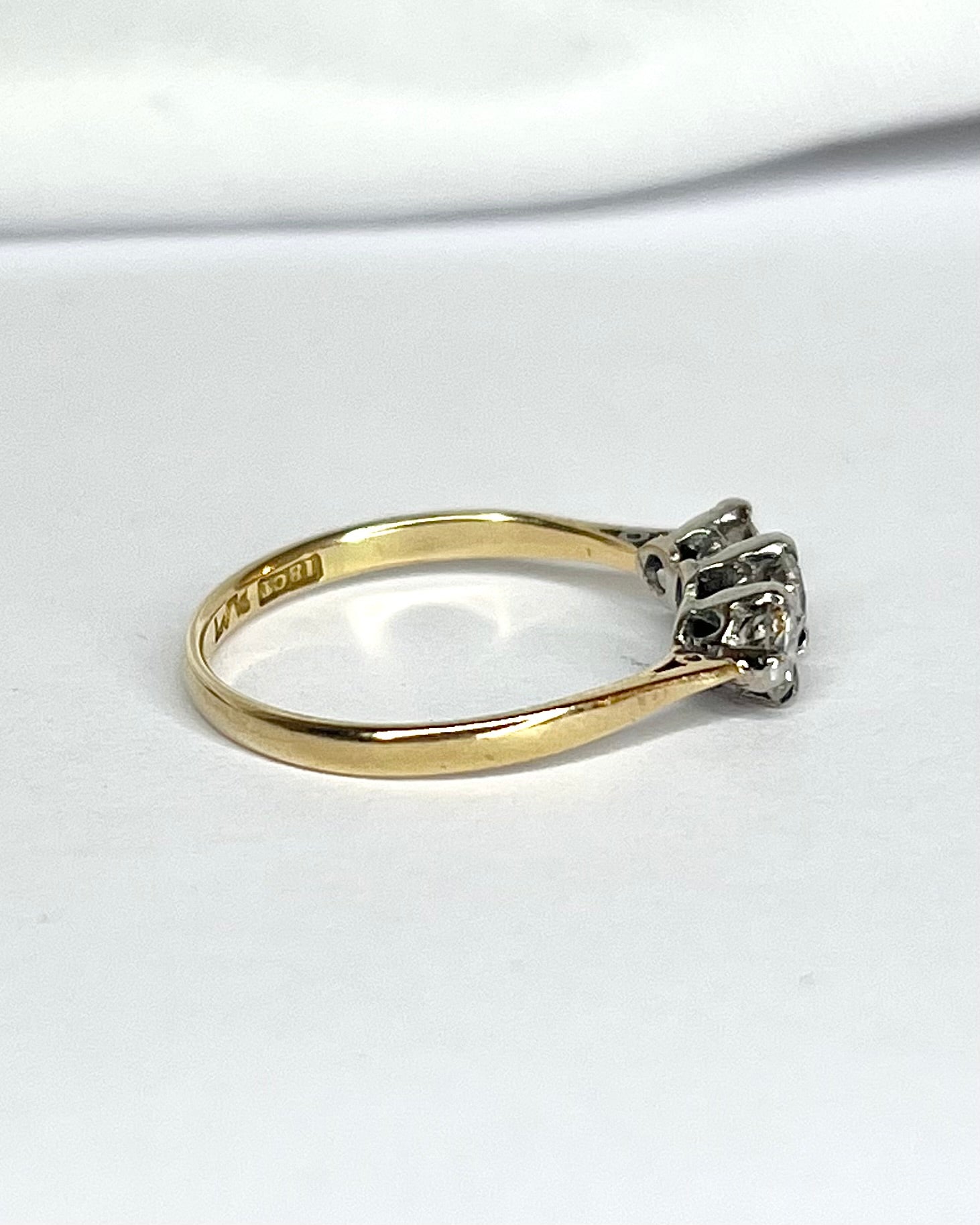 Anillo Trilogía Diamantes 0,45 quilates "Maëlia"