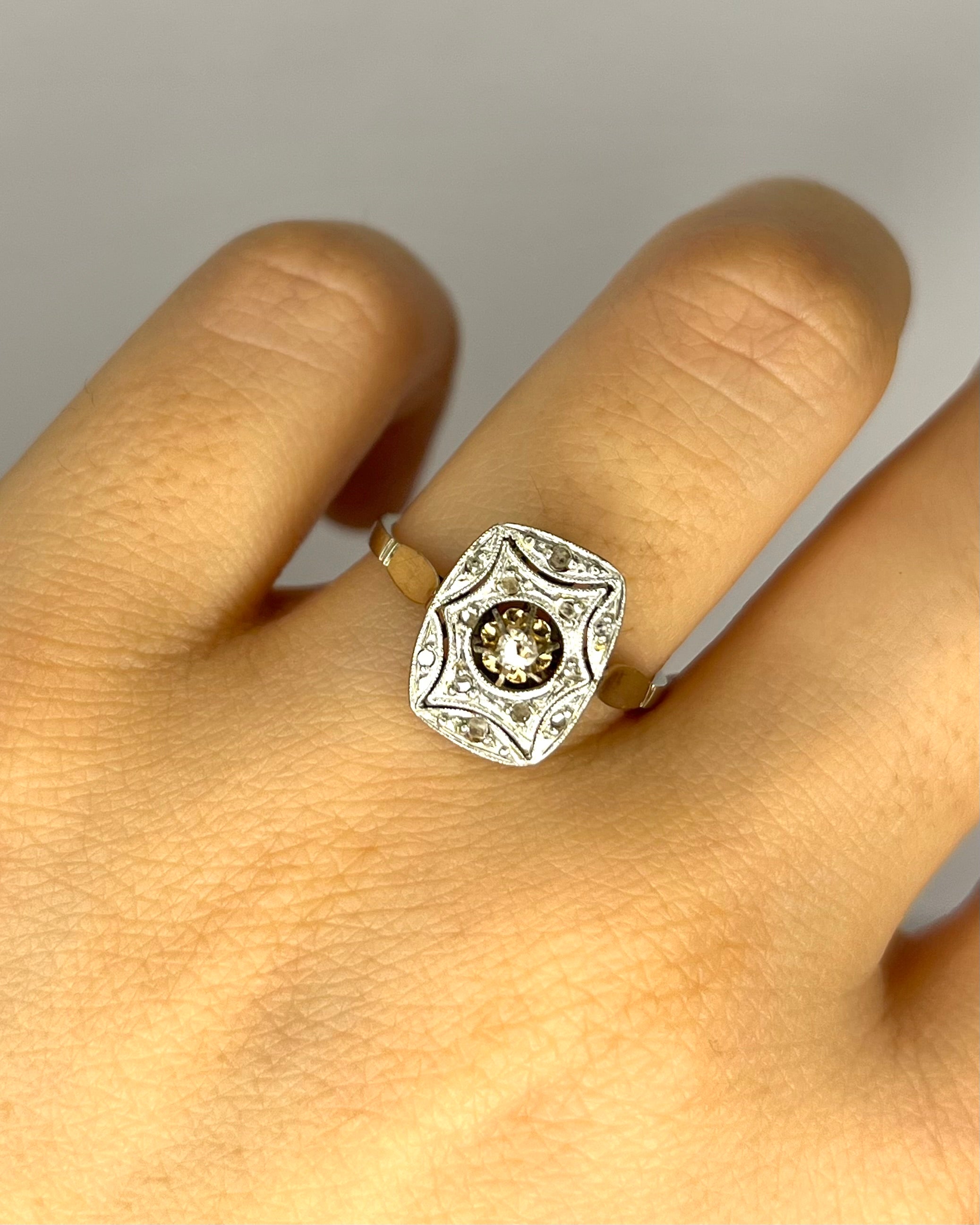 Anillo Art Déco 13 Diamantes "Anouchka"