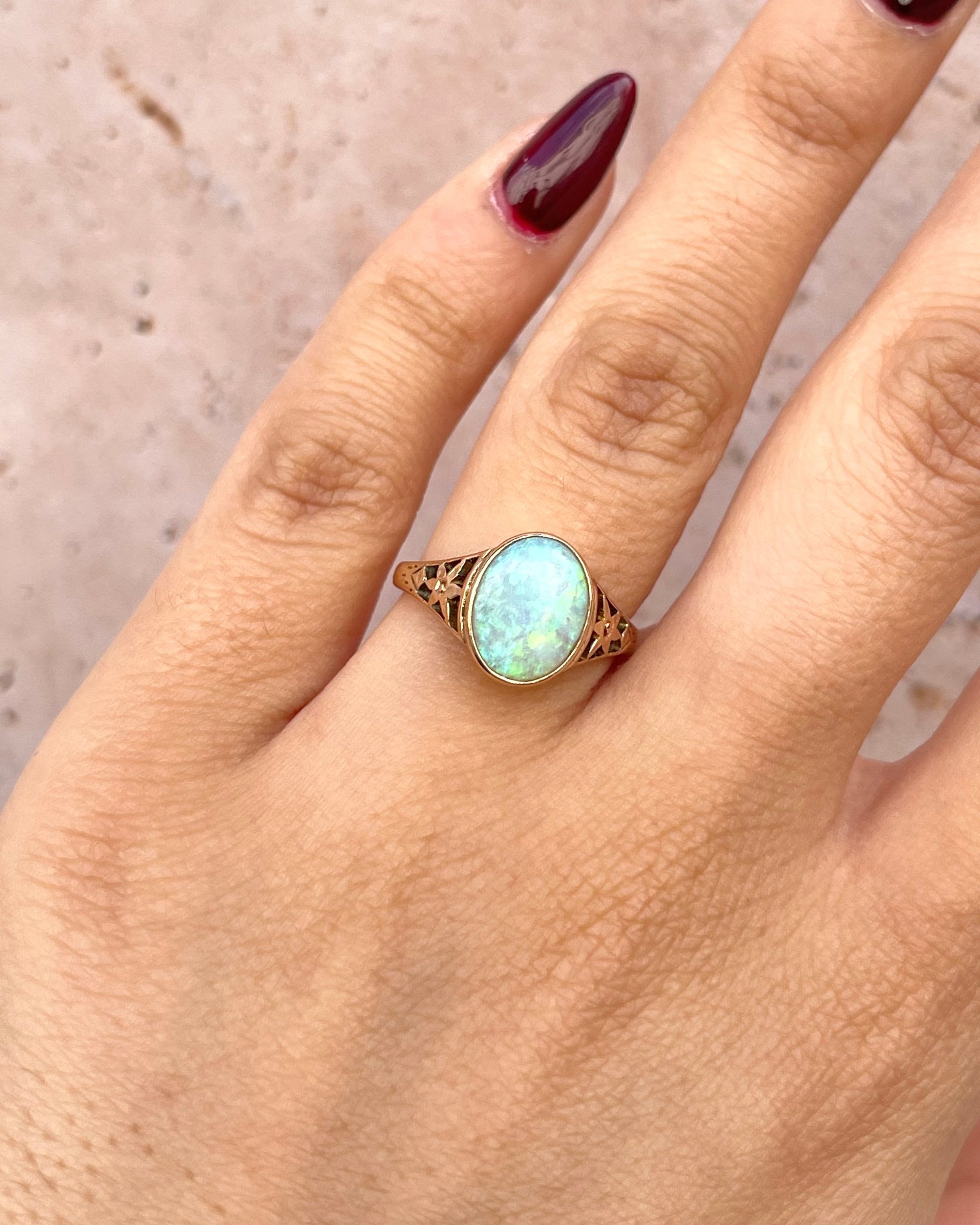 Anillo rígido Ópalo 1.30 quilates "Solène"