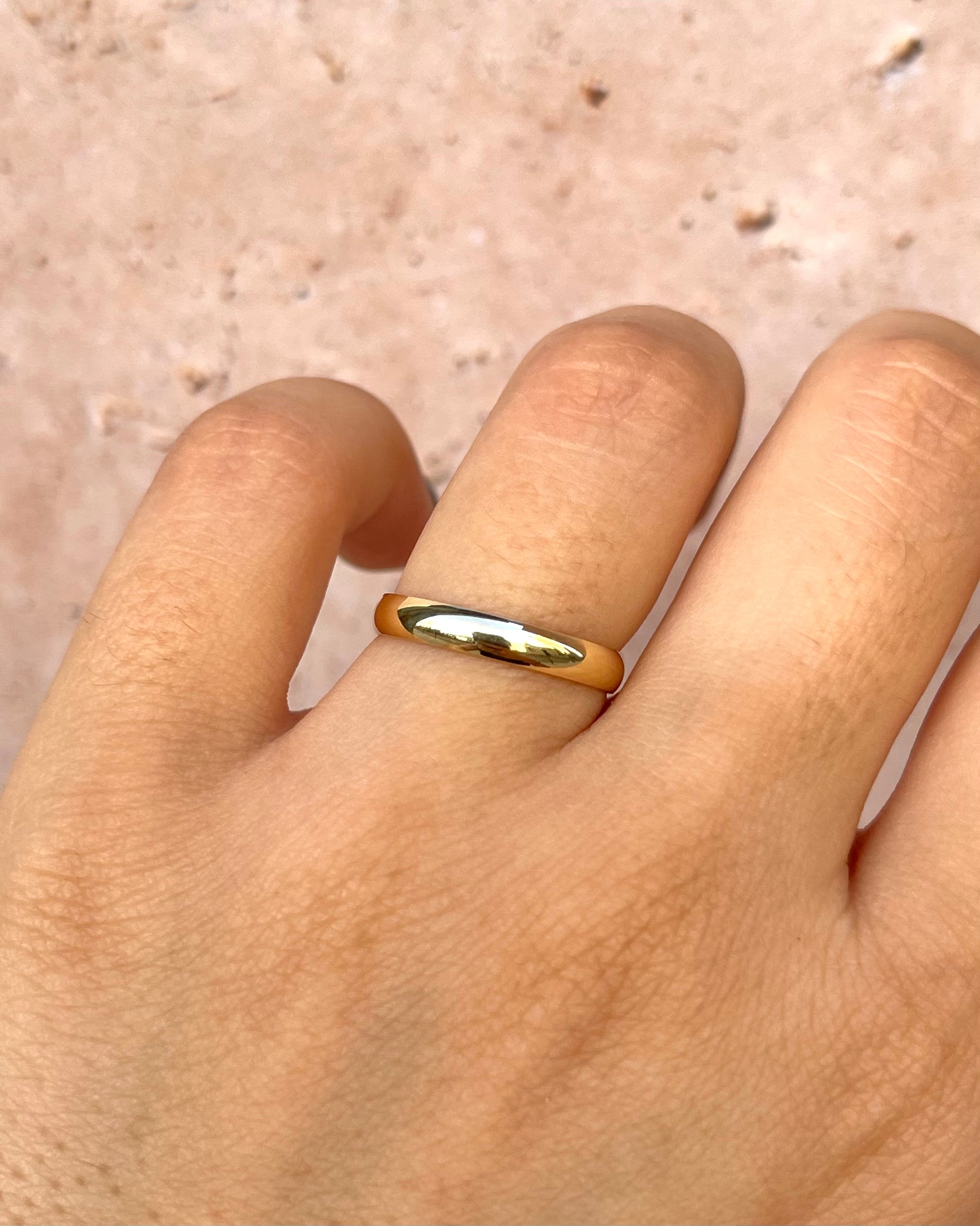 Alianza Oro Amarillo 18 quilates 3 mm "Carla"