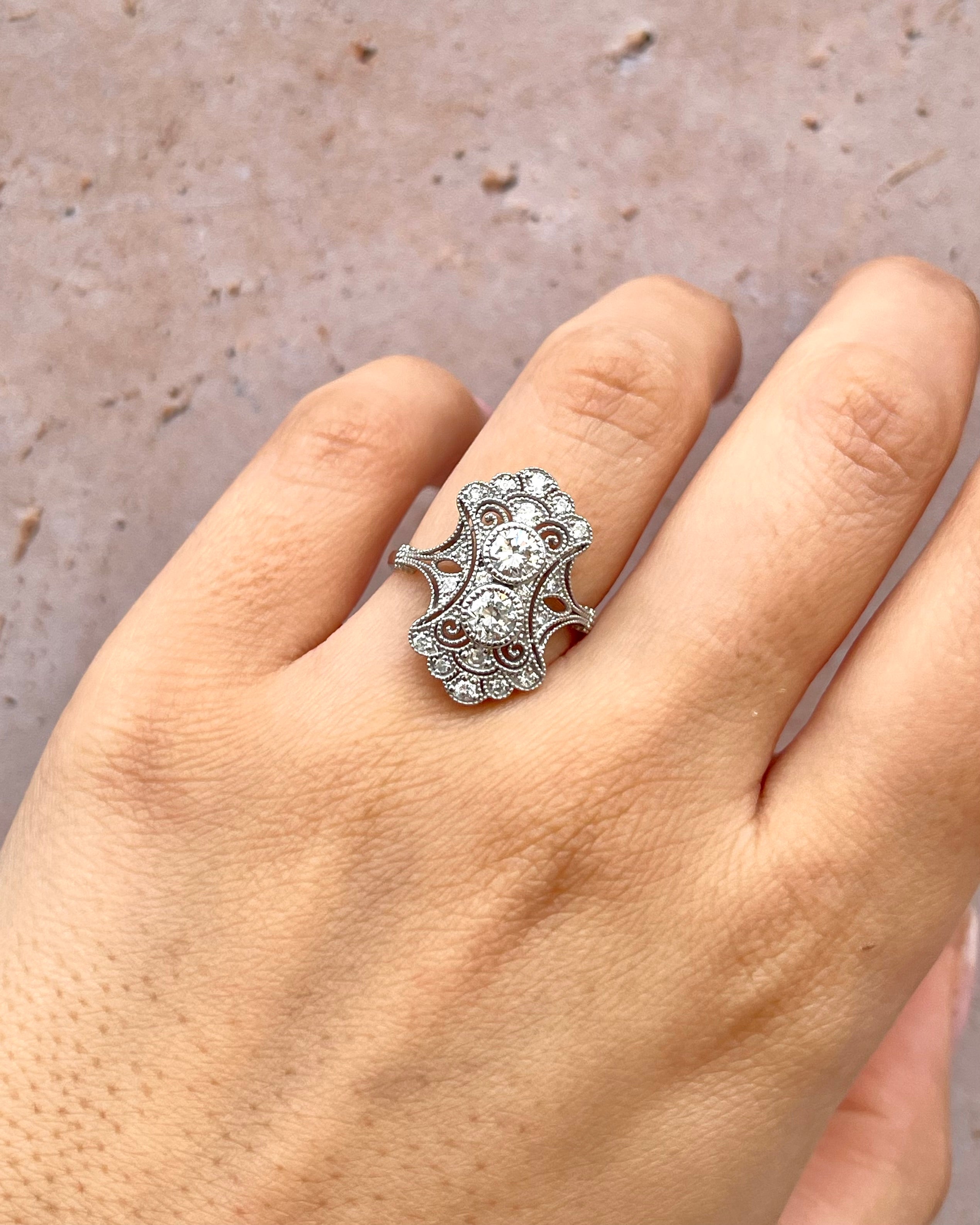 Bague Style Art-Déco Diamants 0.84 carat "Paola"