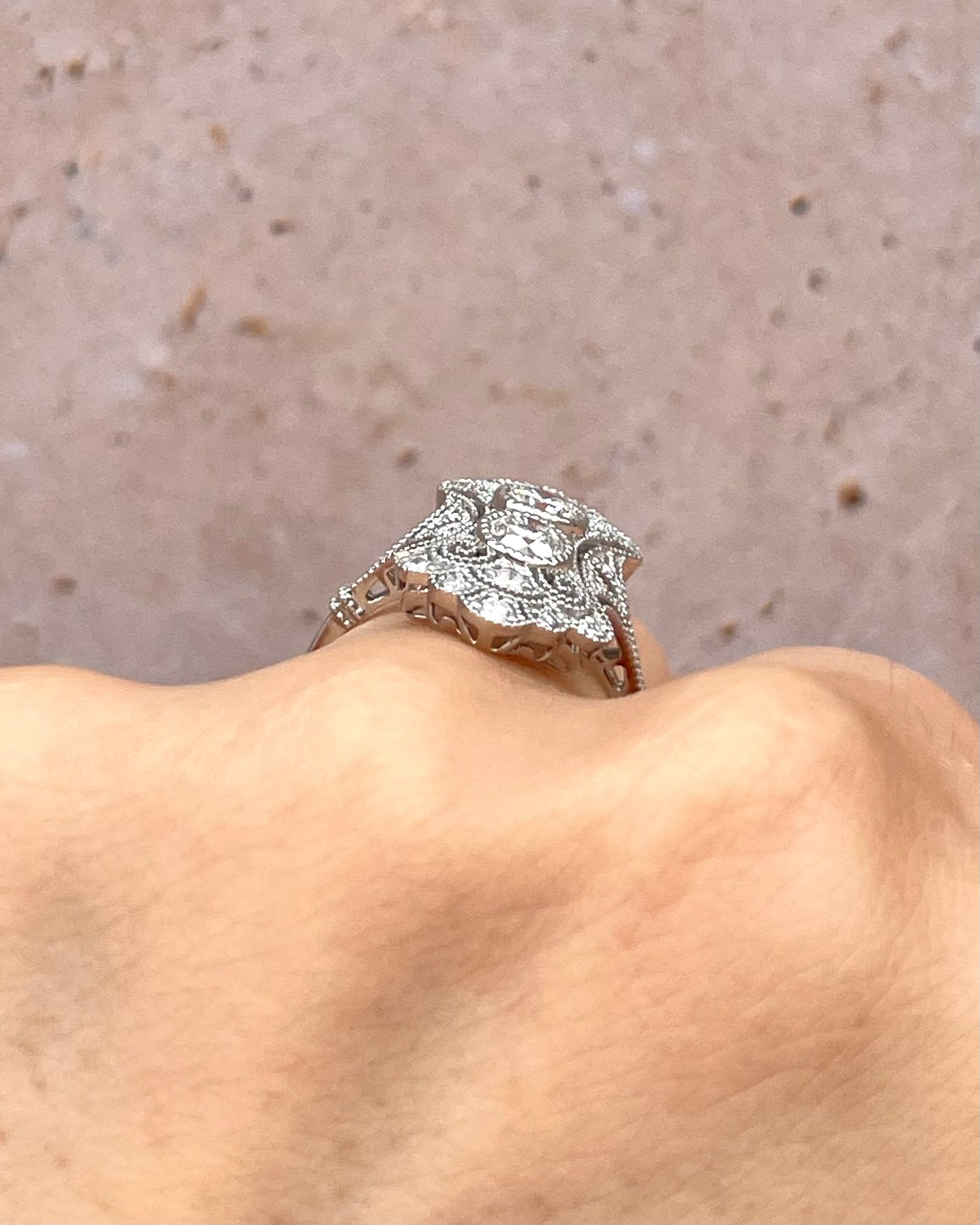Bague Style Art-Déco Diamants 0.84 carat "Paola"