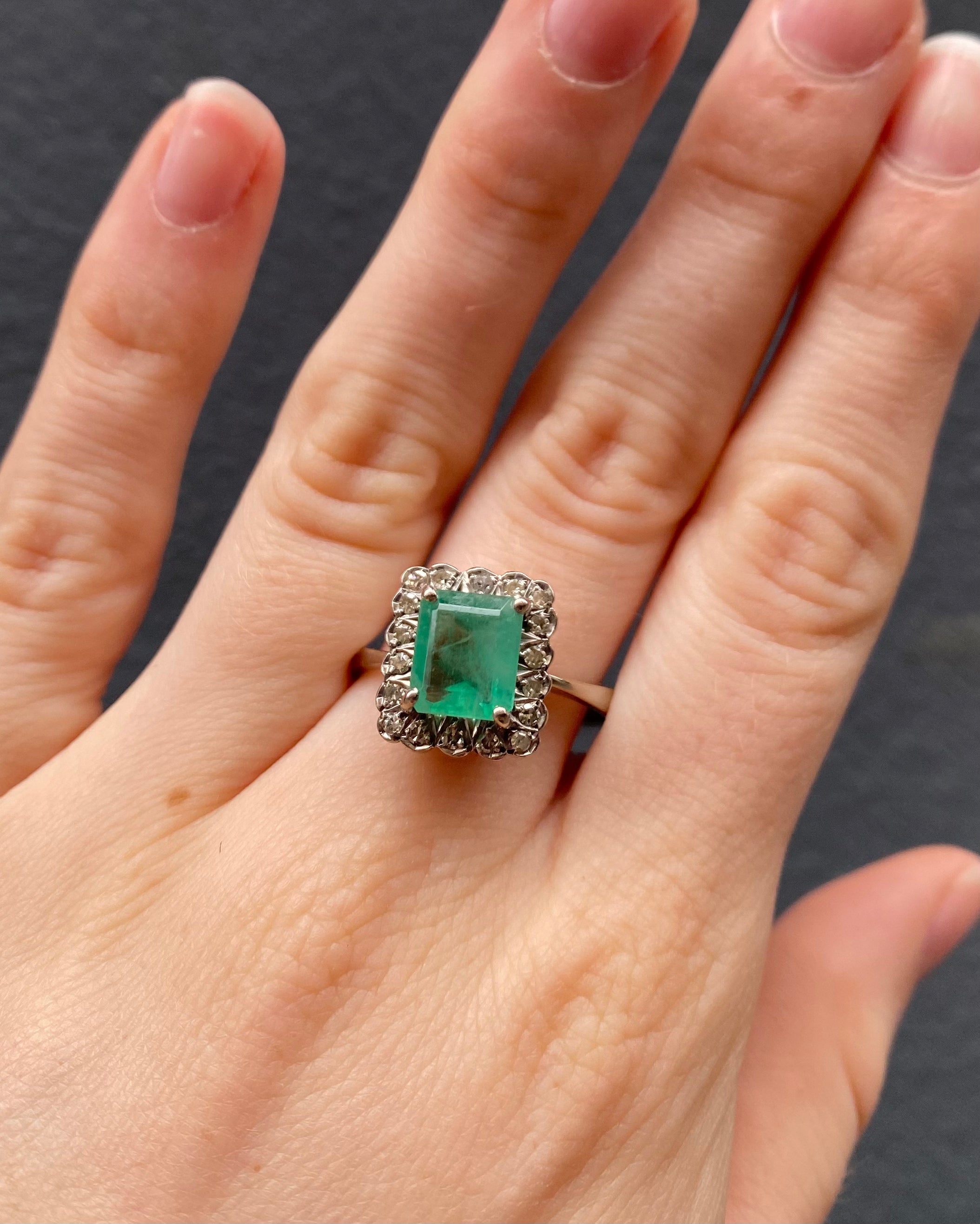 Marguerite Emerald 1.90 carat & Diamonds Ring "Rozenn"