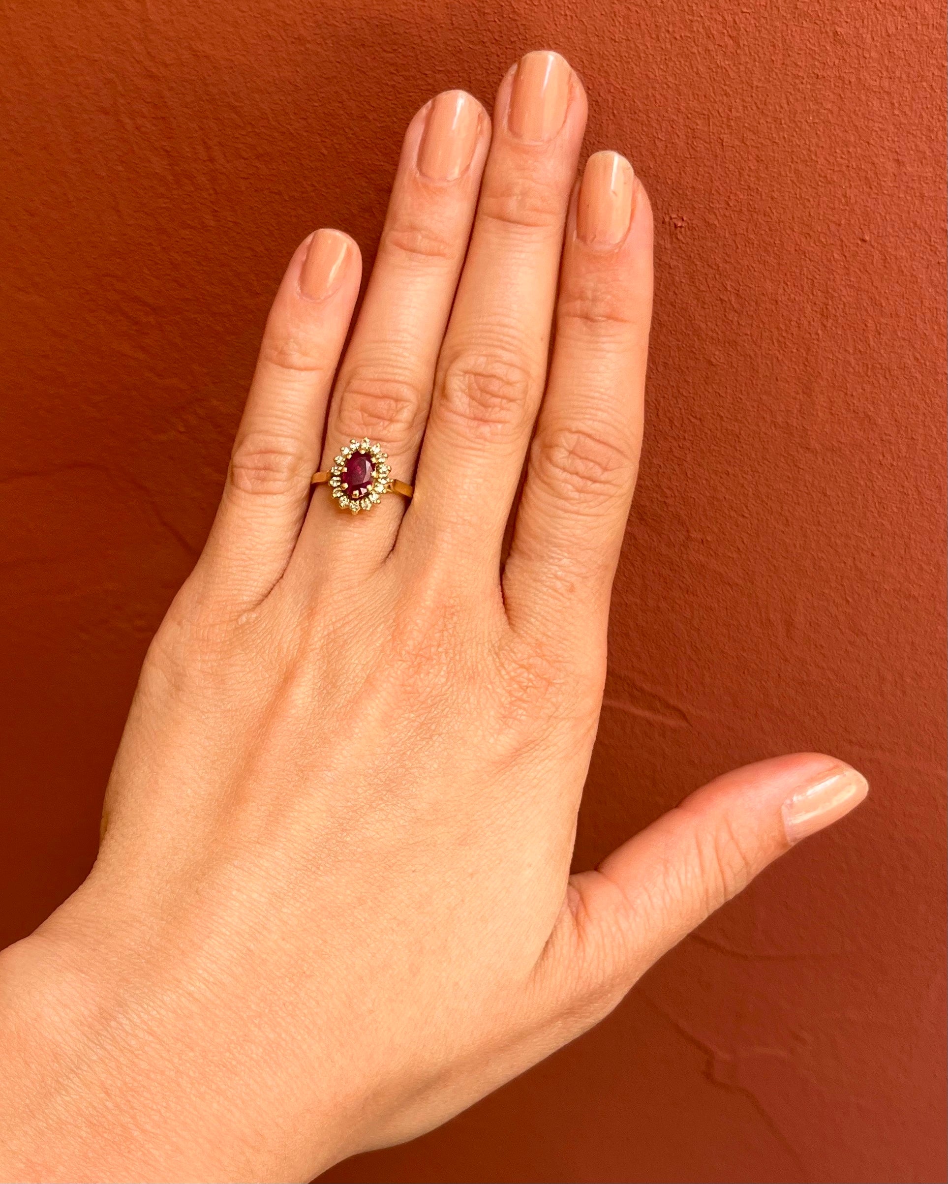 "Énora" Diamond & Ruby Daisy Ring