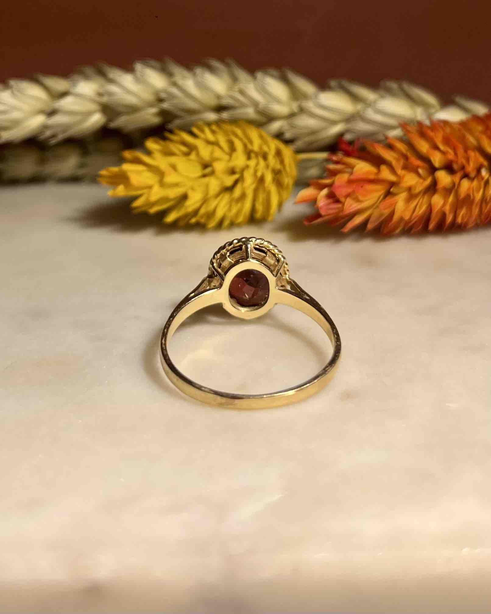 Bague Vintage Grenat "Courtney"