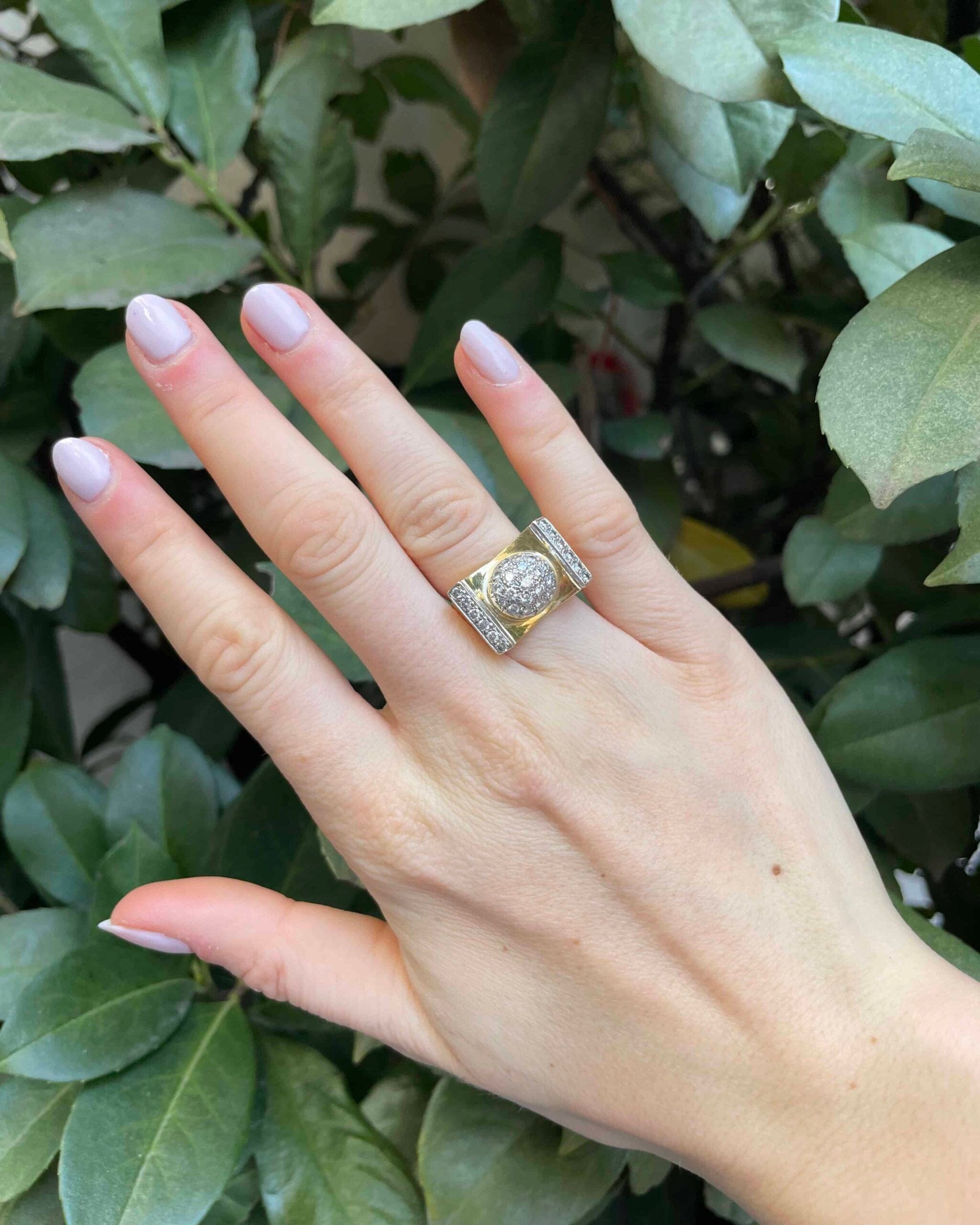 Anillo vintage de tanque con diamantes de 0,80 quilates y oro de 13 g "Shaé"