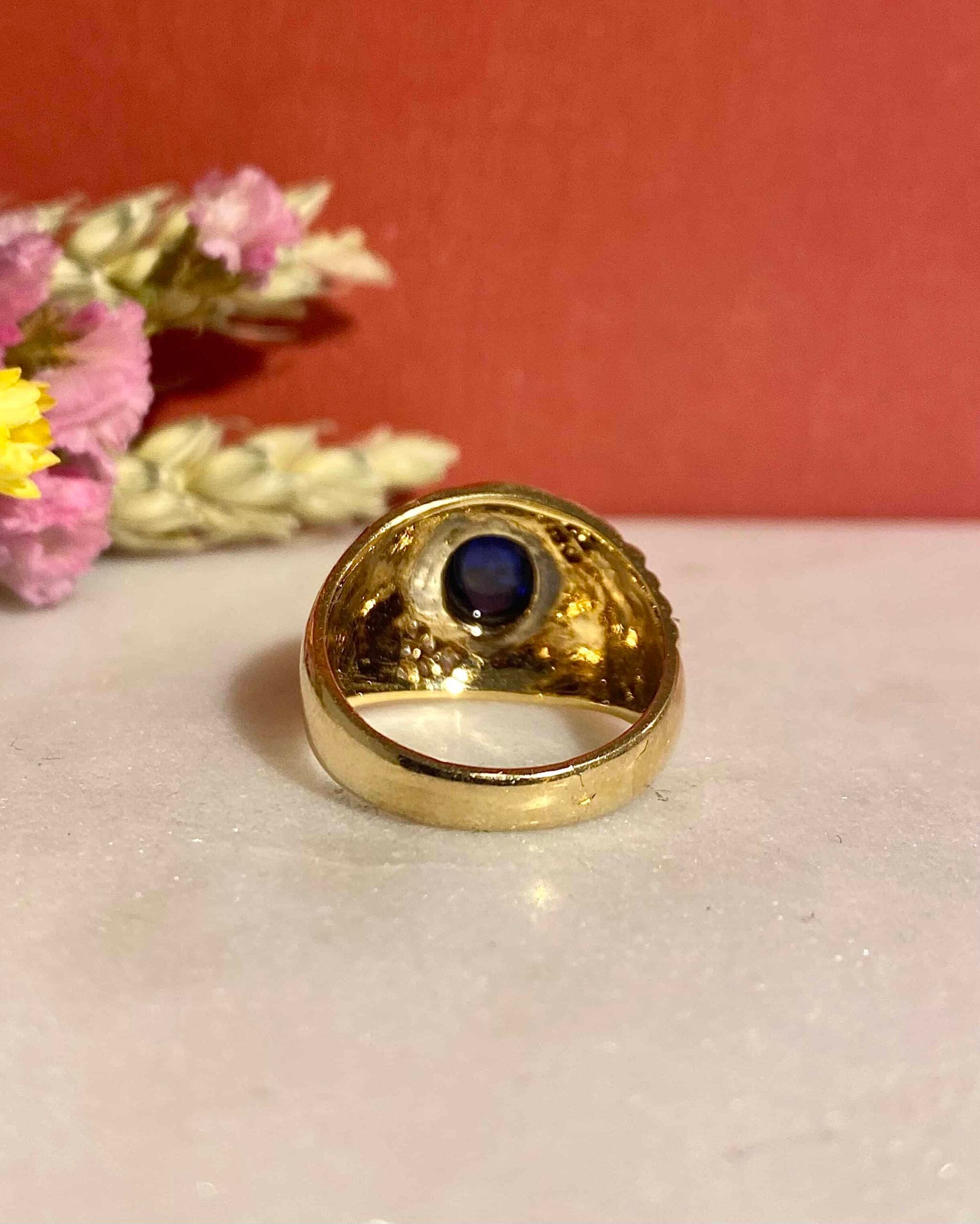 Bague Jonc Saphir 1.70 carat & douze Diamants "Mina"