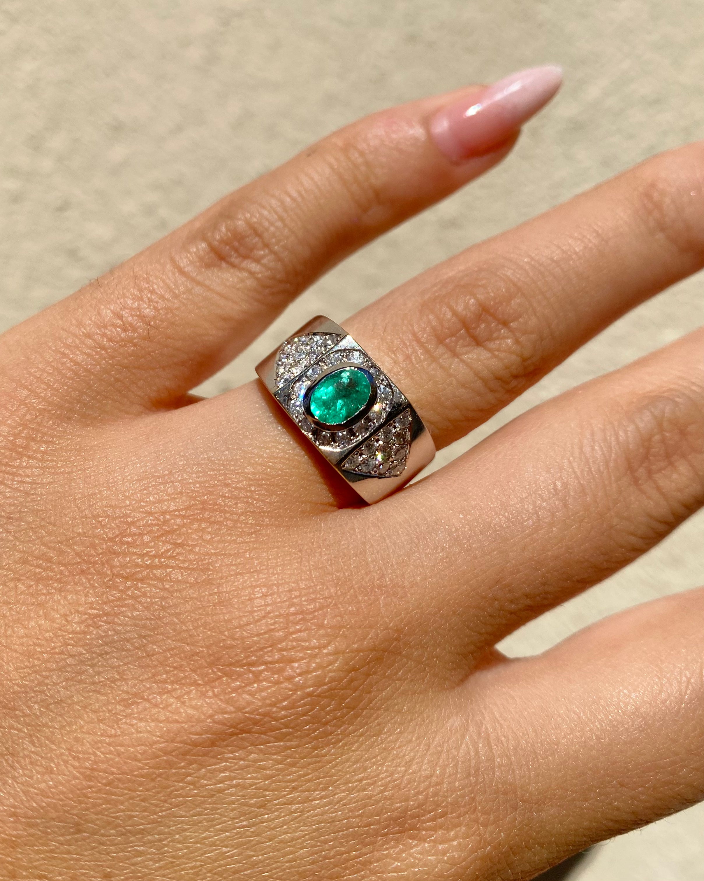 Bague Jonc Emeraude & 32 Diamants "Mélisse"