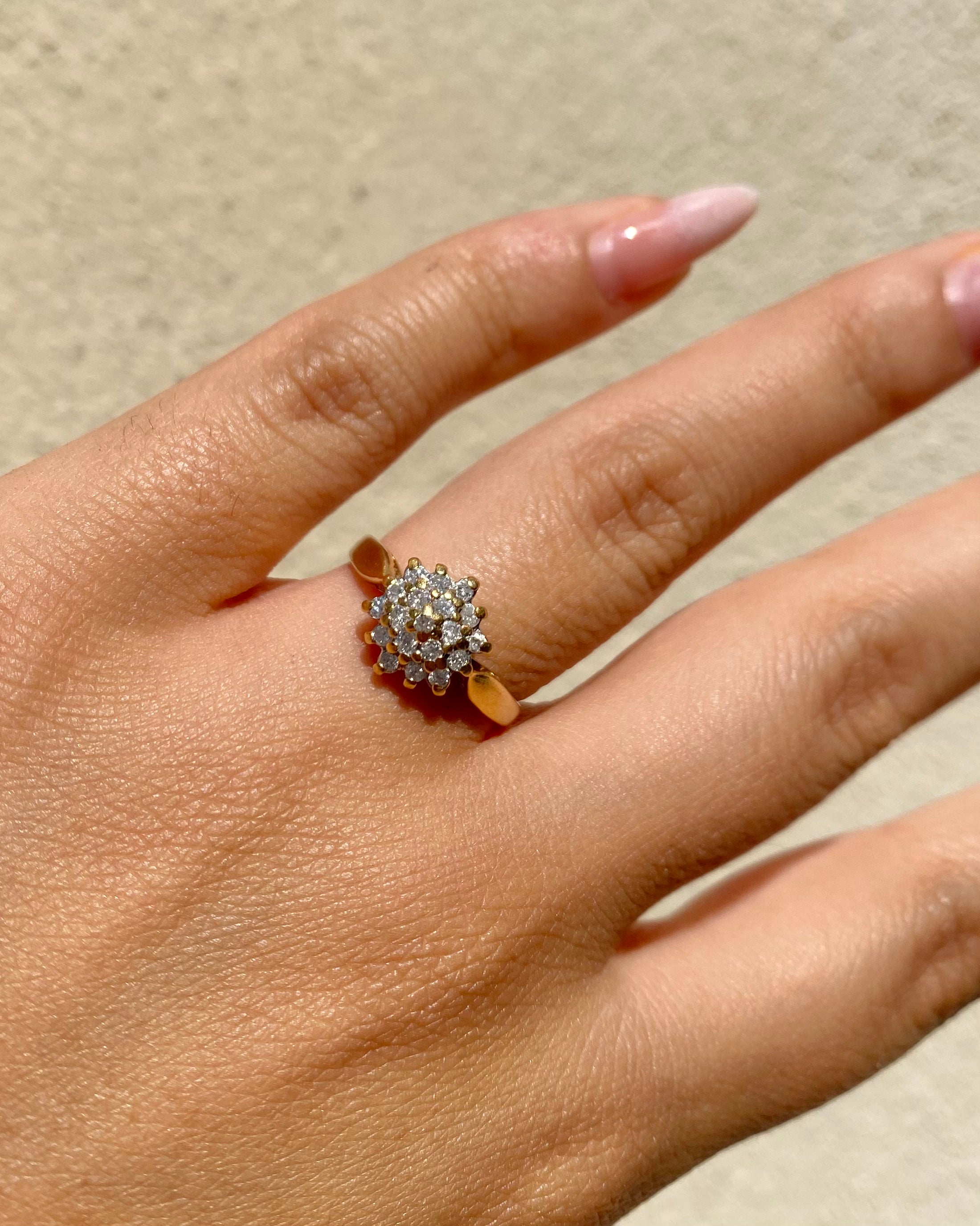 Bague Marguerite Diamants 0.38 carat “Jonquille”