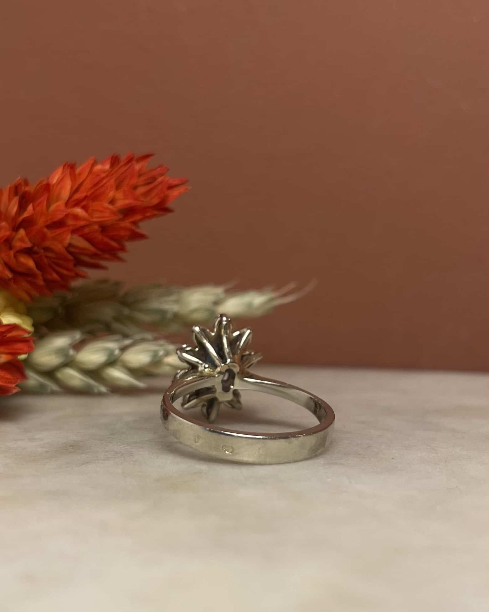 "Jehanne" Sapphire & Diamond Daisy Ring