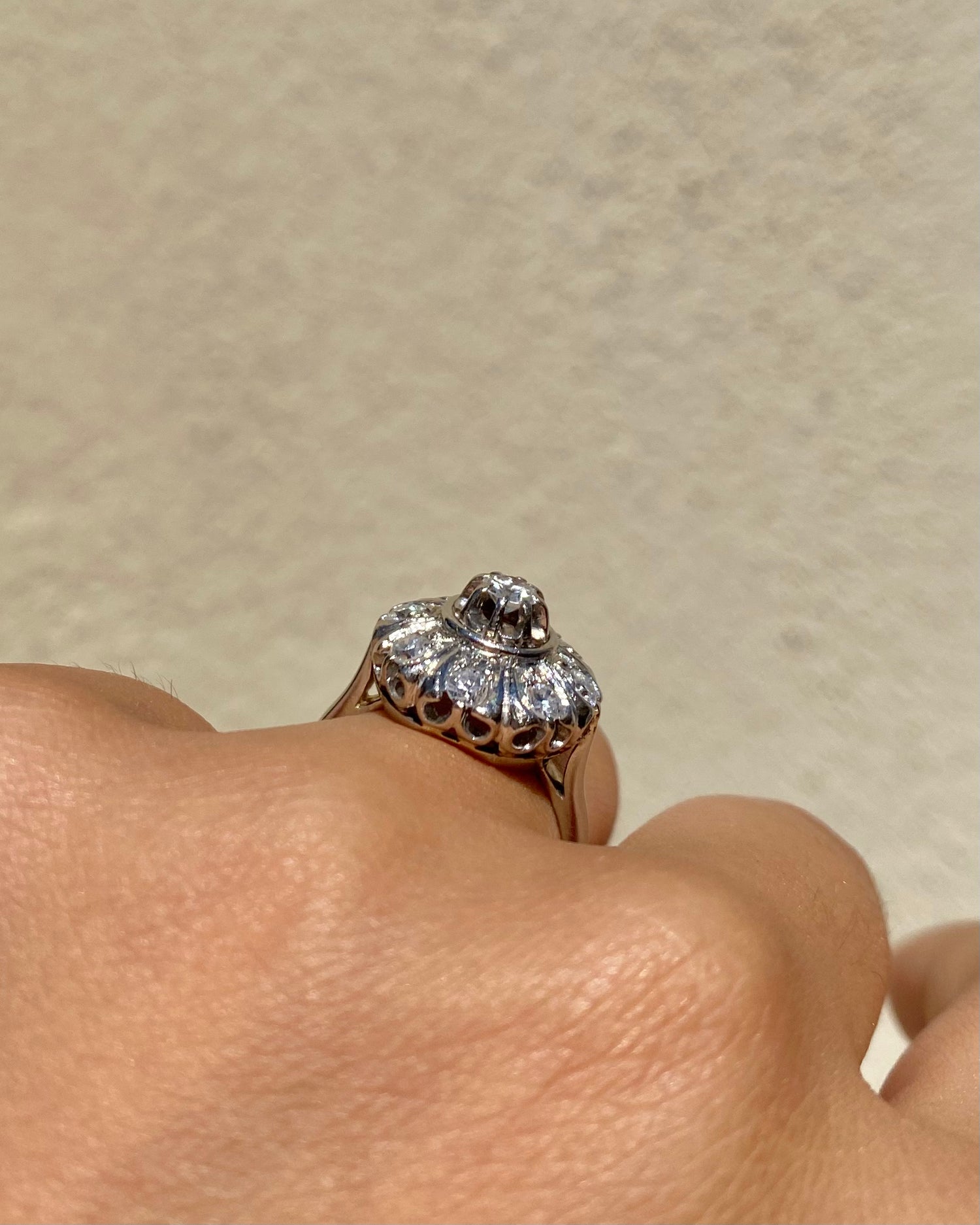 Bague Marguerite Diamants 0.57 carat “Colombe"