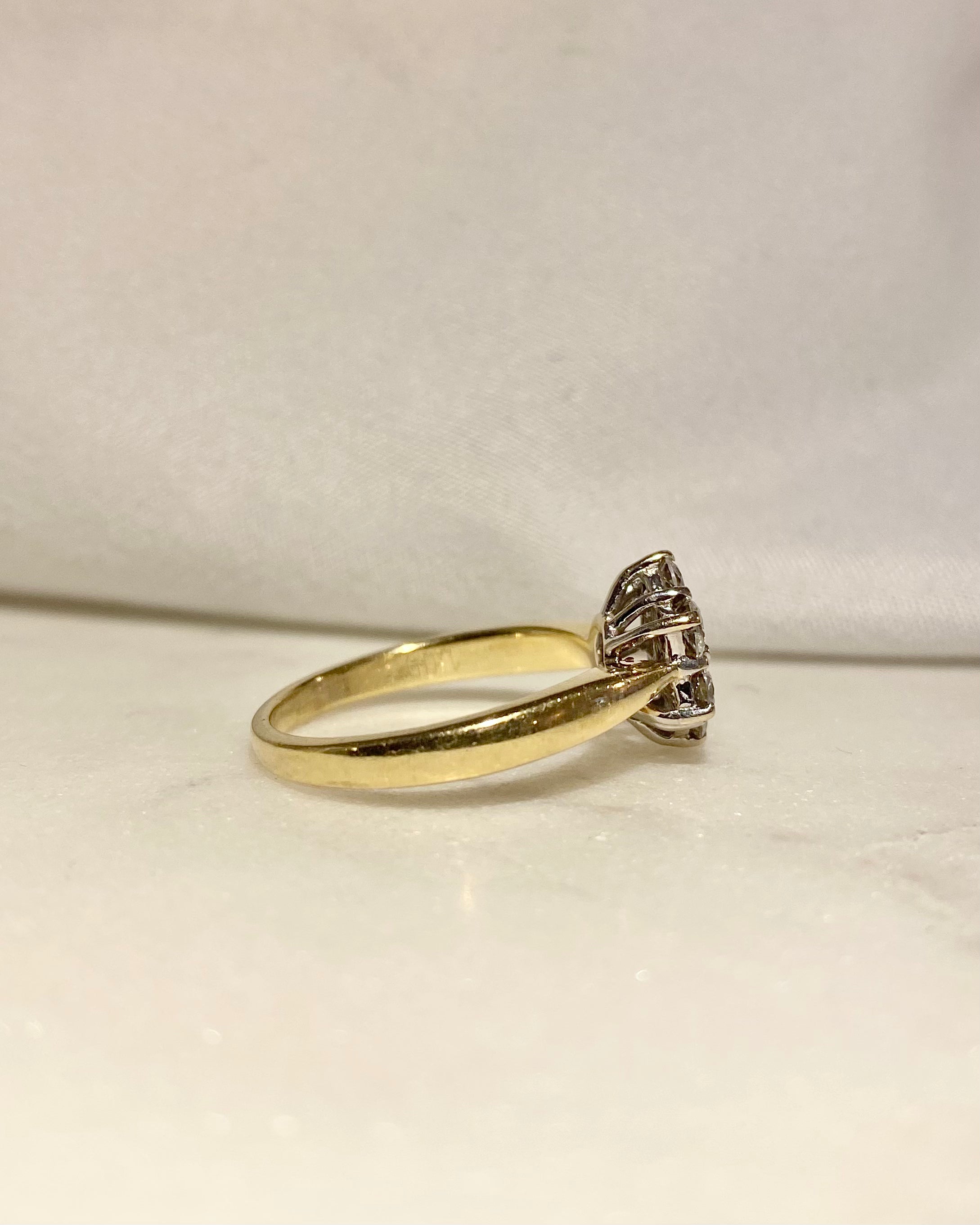 Bague Marguerite Diamants 0.75 carat "Dara"