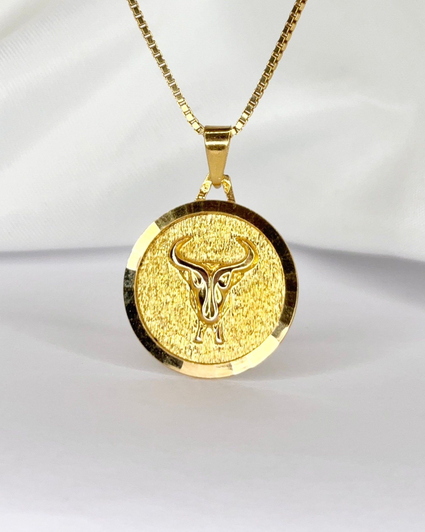 Médaille Or Jaune Taureau "Valentin" - Elliade Paris