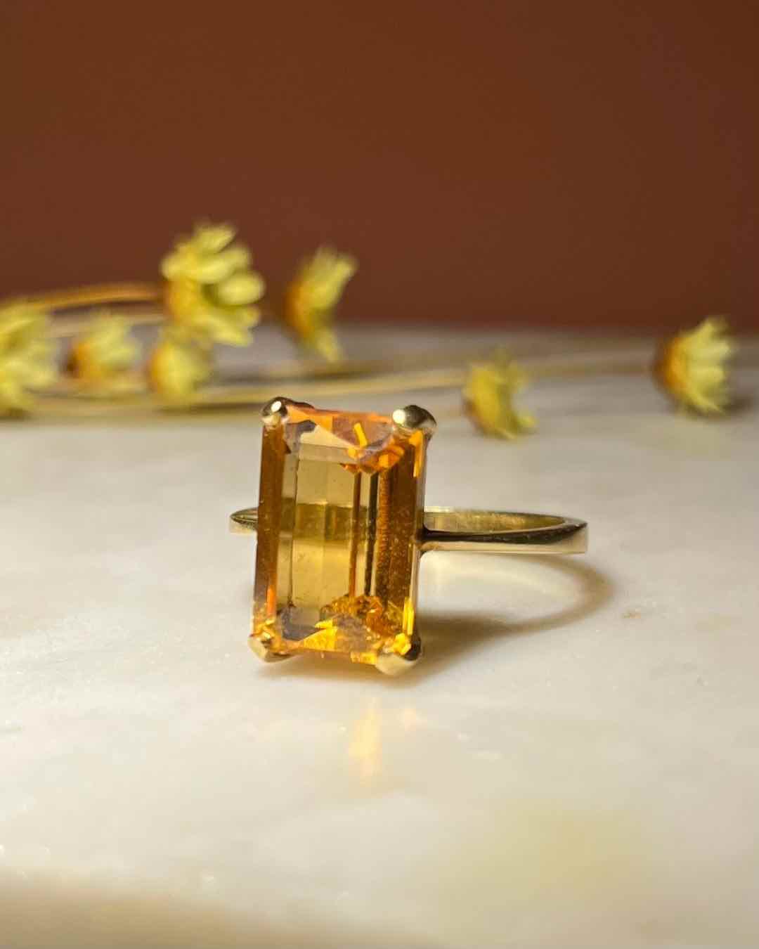Anillo de cóctel de citrino "Nina"