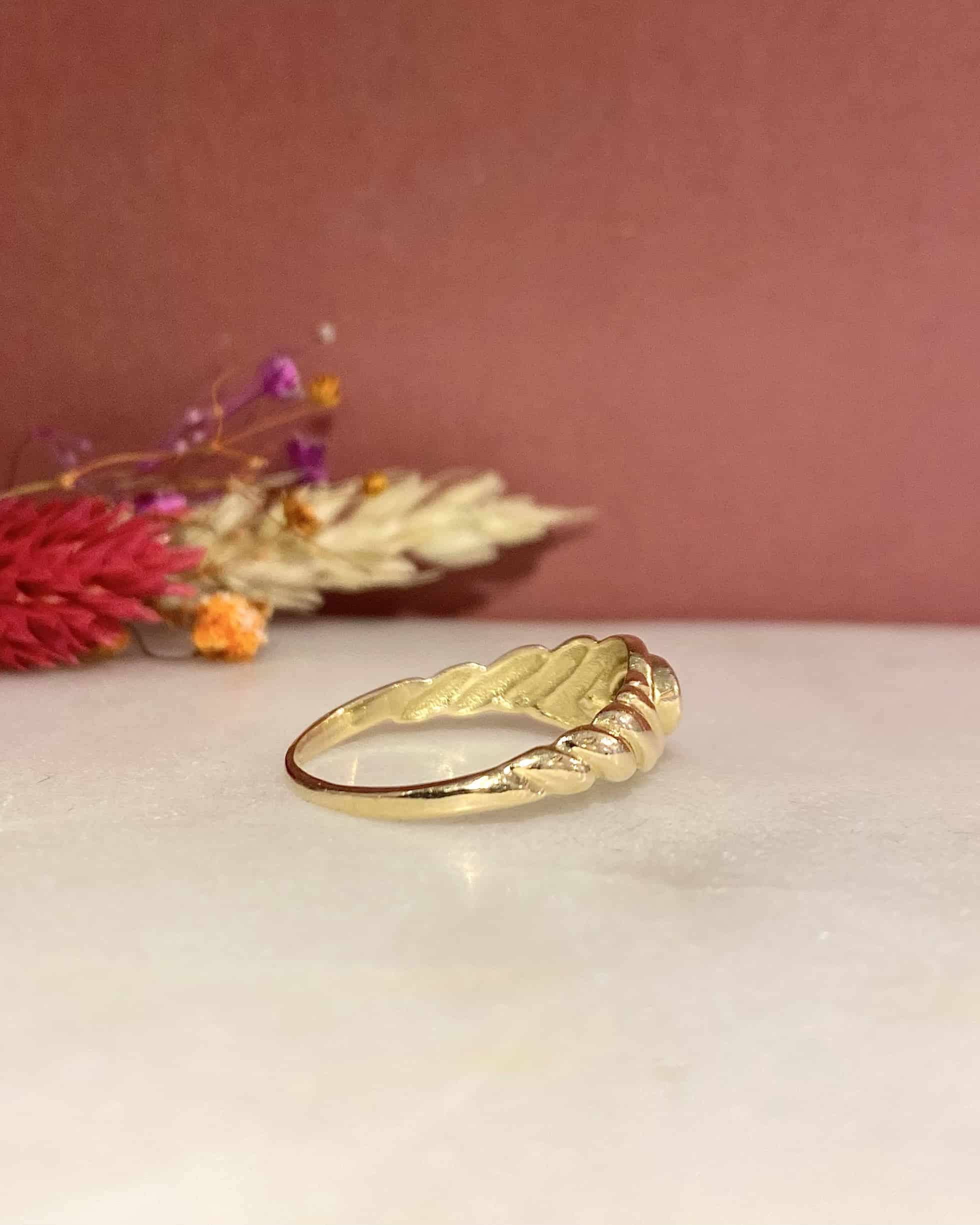 Bague Jonc Solitaire Péridot 0.40 carat "Cassiopée"