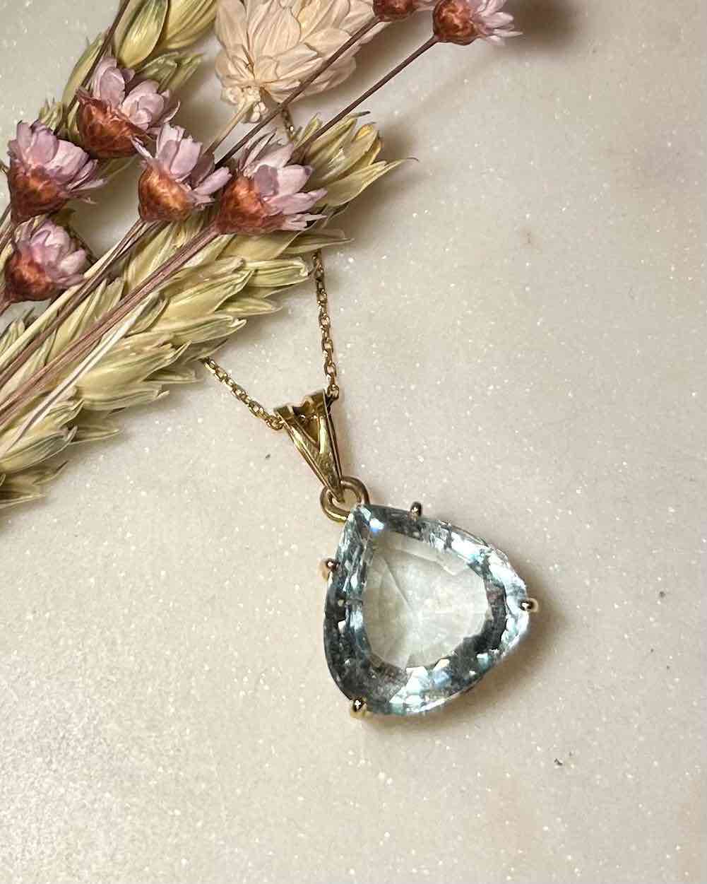 Pendentif Aigue - Marine 10 carats "Béa" - Elliade Paris