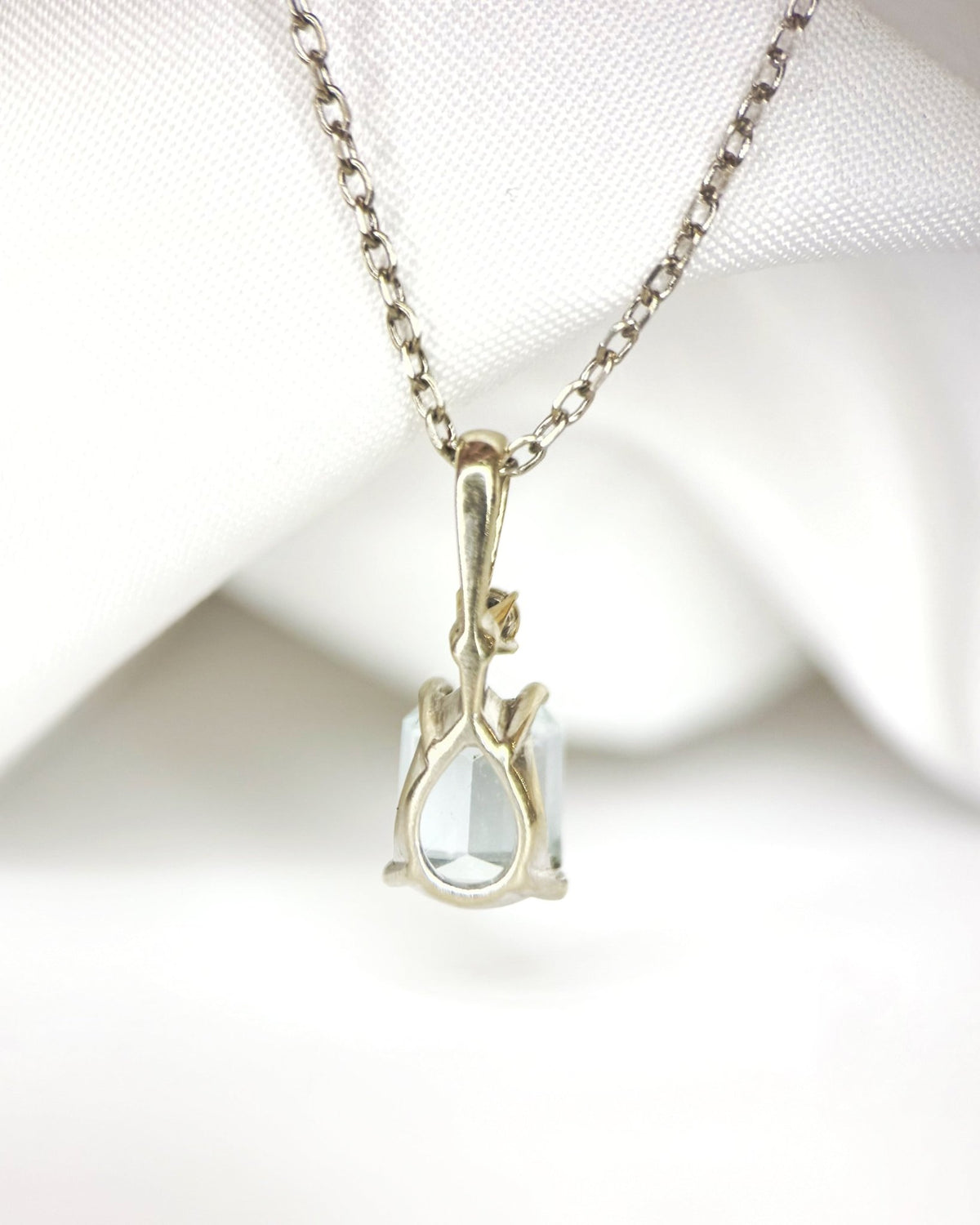 Pendentif Aigue-Marine 1.55 carat & Diamant "Zelda" - Elliade Paris