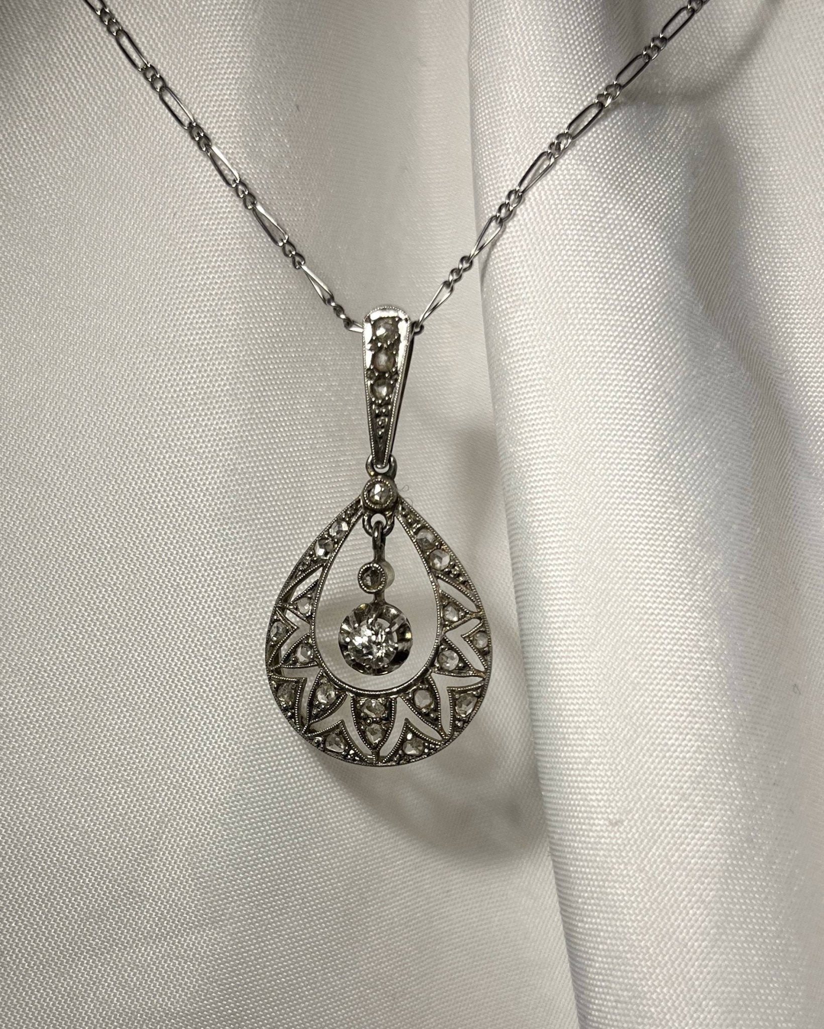 Pendentif Art - déco diamants "Mathilde" - Elliade Paris