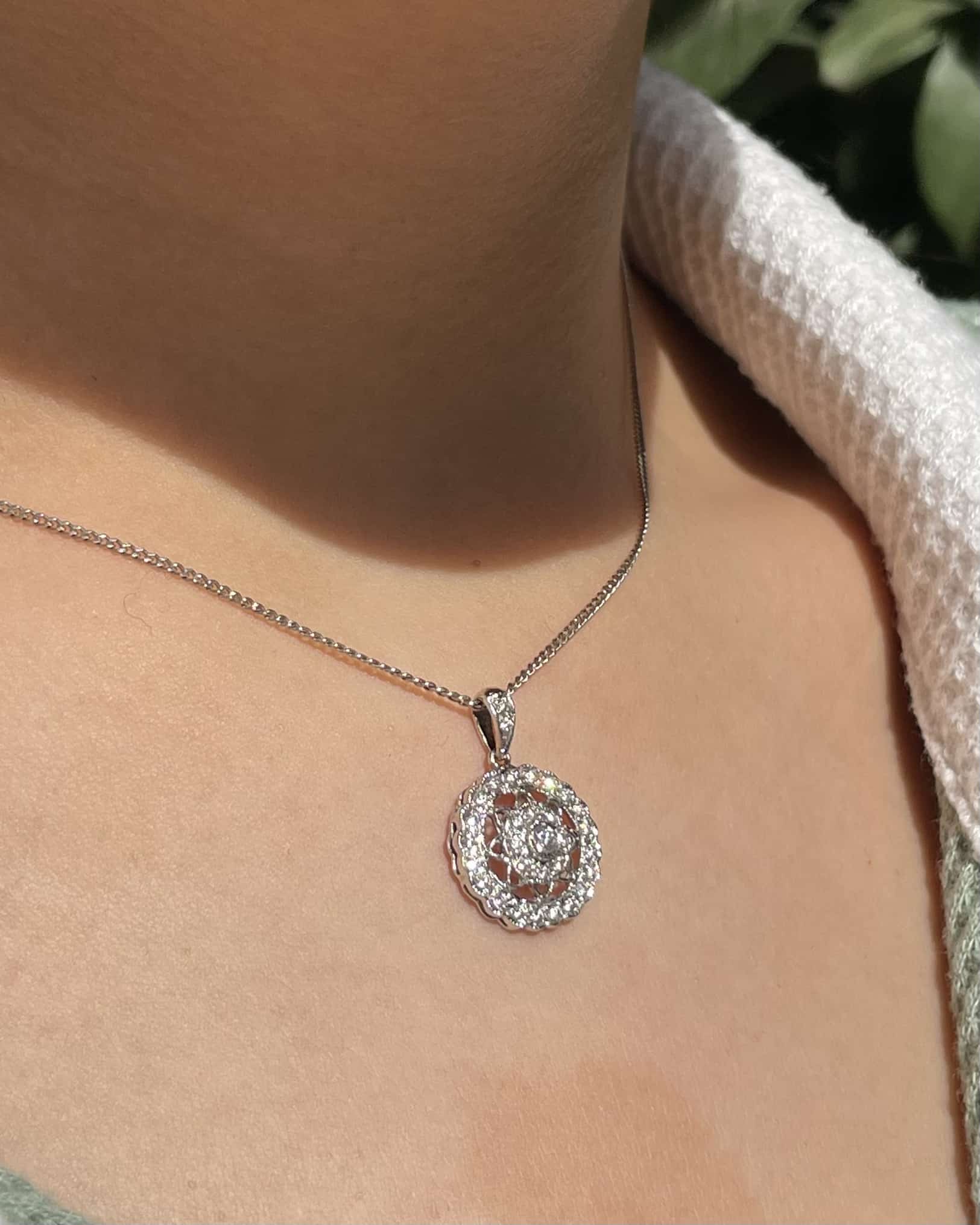 Pendentif Art-déco 31 Diamants "Magdalena"