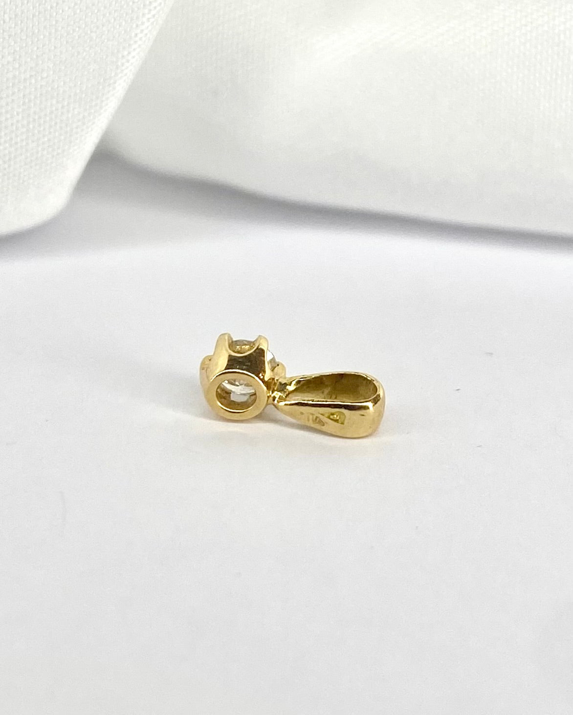 Pendentif diamant 0.15 carat "Madeleine" - Elliade Paris