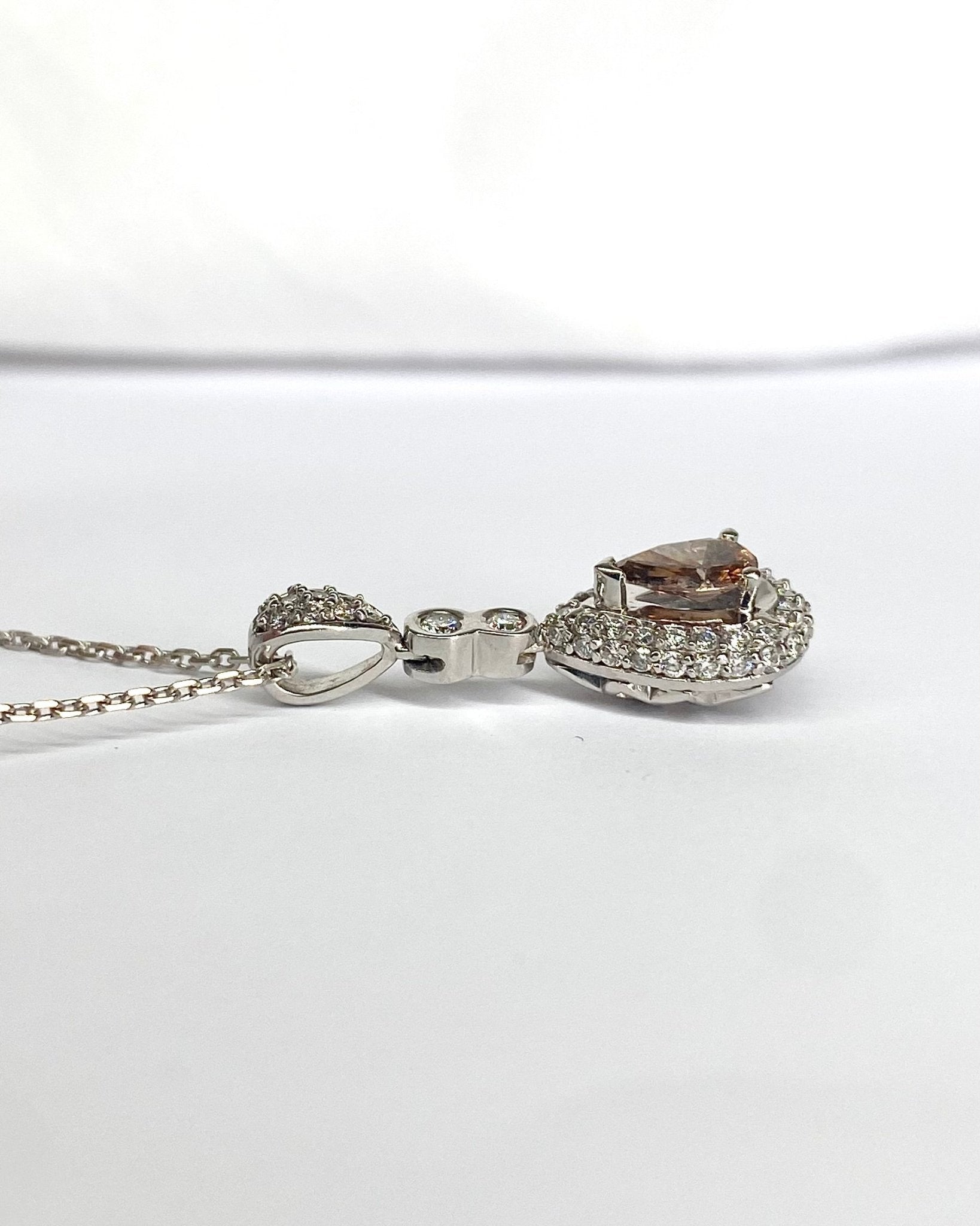 Pendentif Diamant Cognac 0.40 carat & Diamants 0.61 carat "Maya" - Elliade Paris