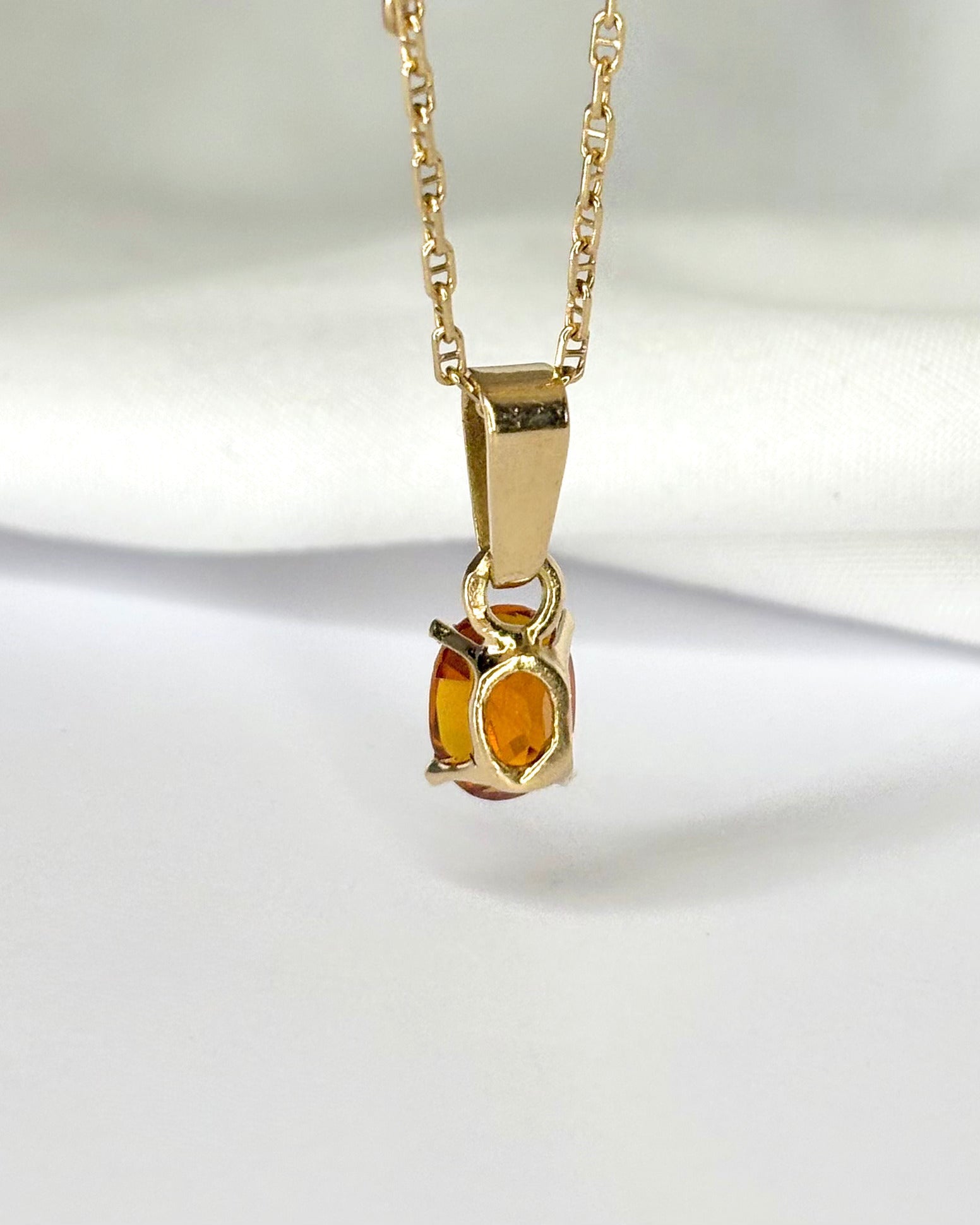 Pendentif Grenat Spessartite 2.20 carats "Ilona" - Elliade Paris