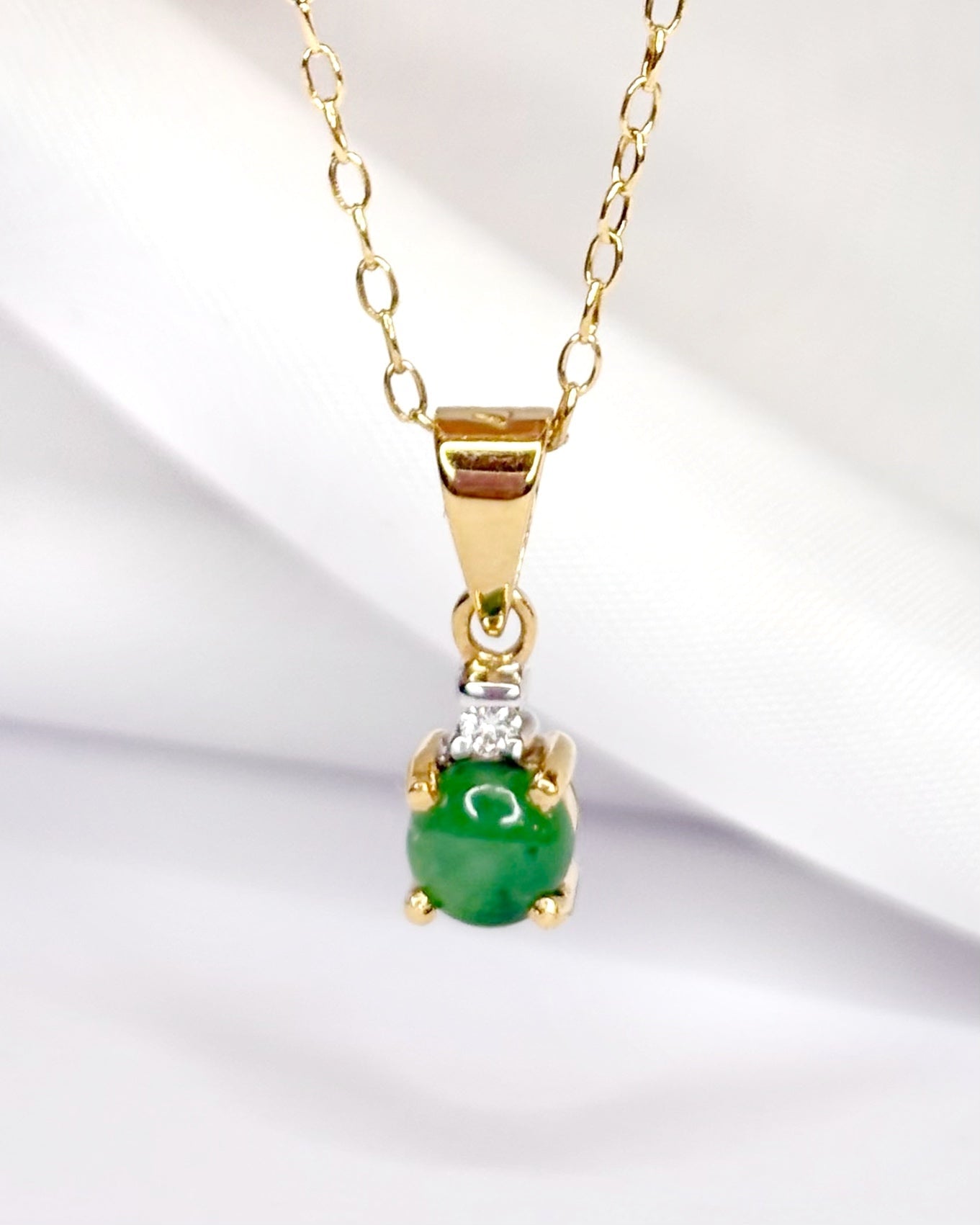 Pendentif Jade 0.45 carat & Diamant "Nadia" - Elliade Paris