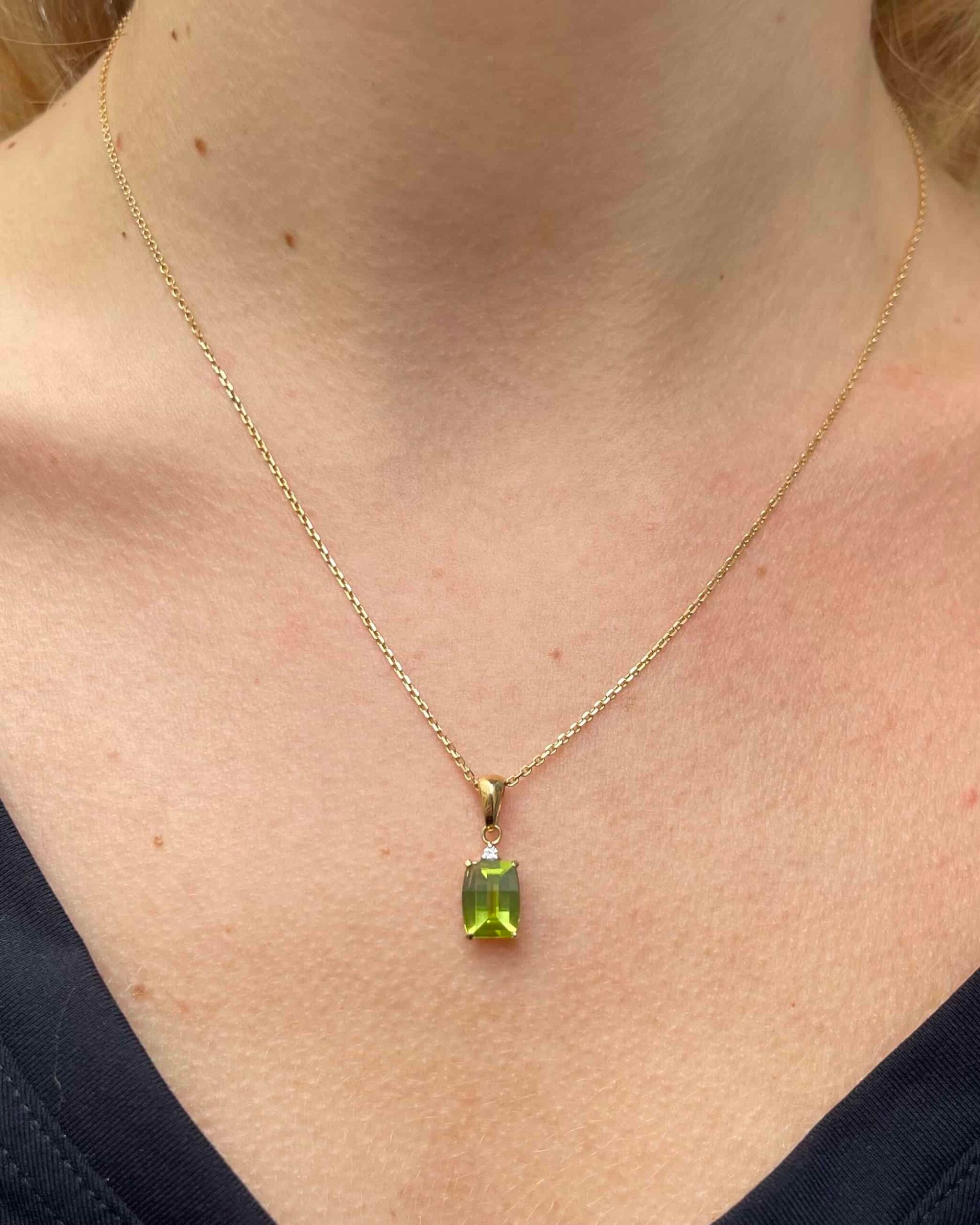 Collier Péridot 2.50 carats et Diamant "Sallie"