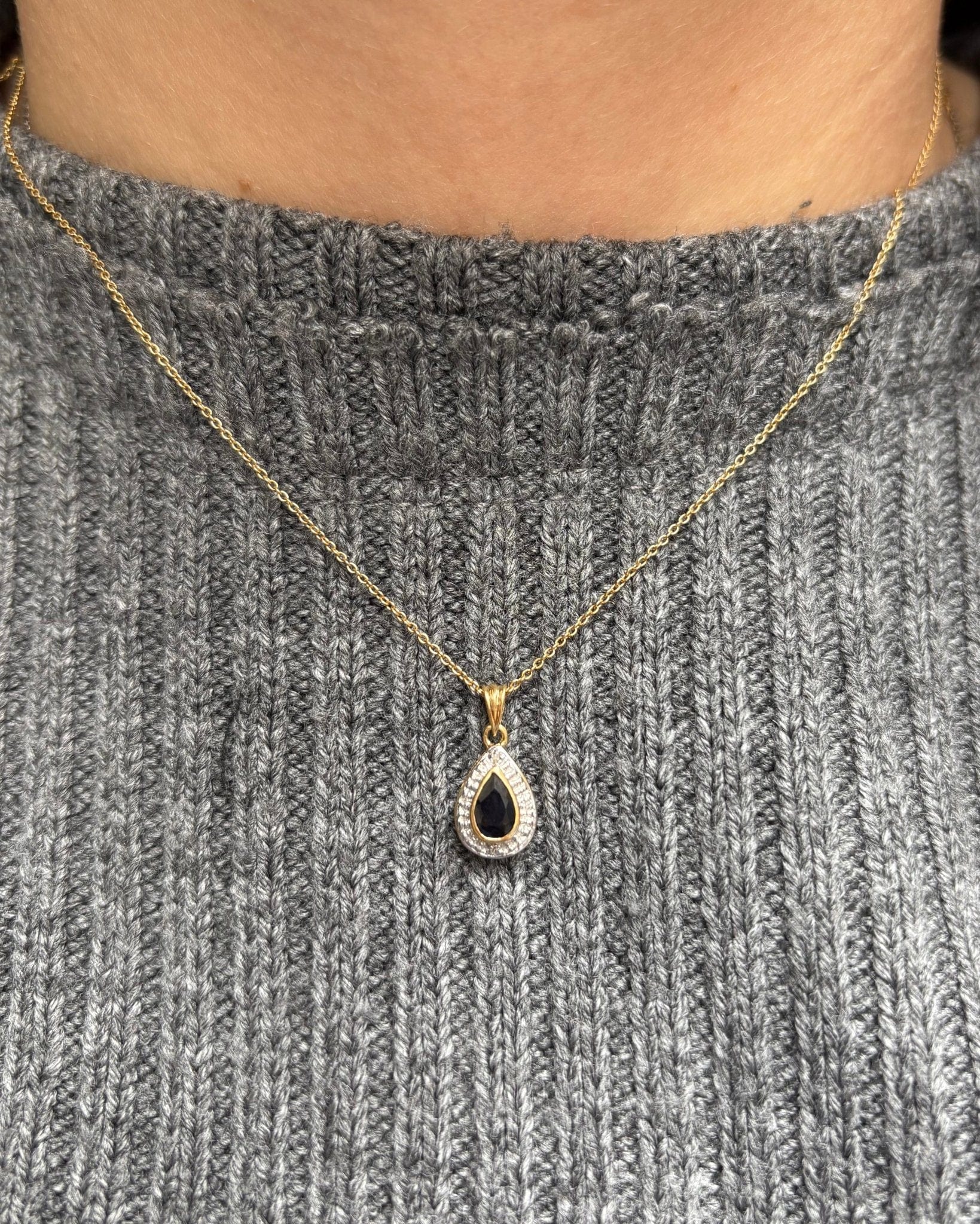 Pendentif Saphir 0.50 carat & Diamants "Maëlle" - Elliade Paris