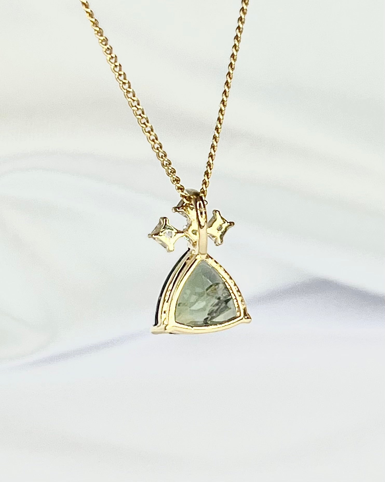 Pendentif Saphir Vert 1.85 carat & Diamants "Julie" - Elliade Paris