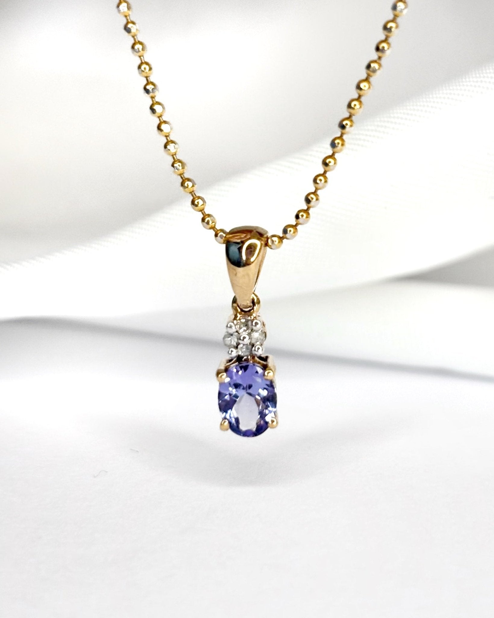 Pendentif Tanzanite 0.45 carat & Diamants "Laura" - Elliade Paris