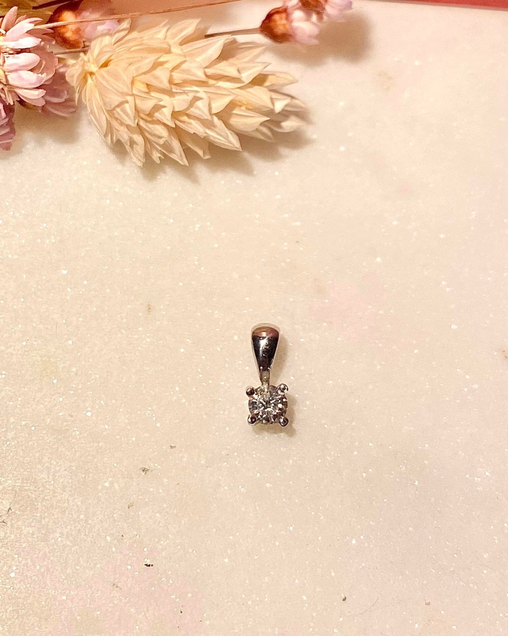 Pendentif Vintage Solitaire Diamant 0.13 carat "Emilia" - Elliade Paris